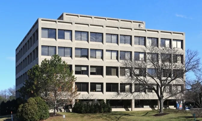 1410 N Arlington Heights Road — Lease in Arlington Heights, IL, photo 5 of 5
