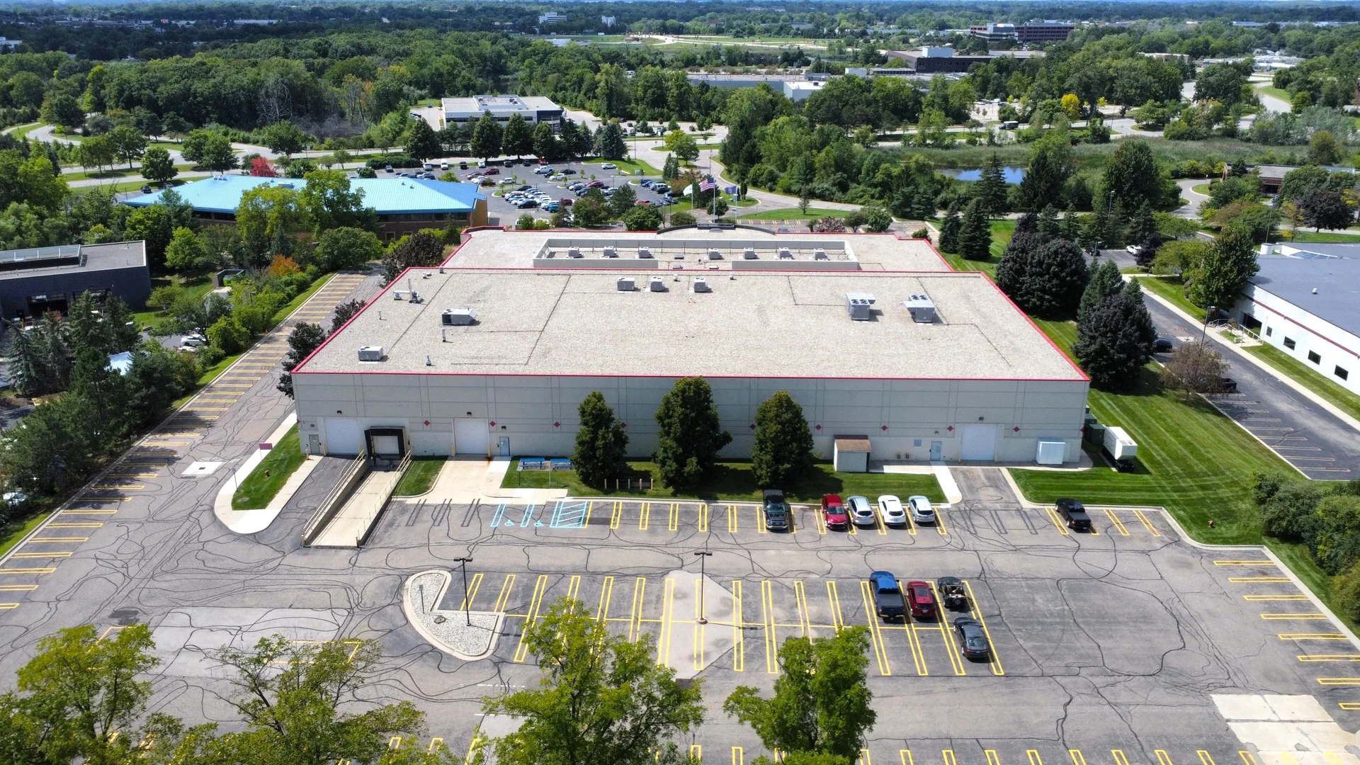 For Sublease | 77,911 SF Industrial Space — Lease in Auburn Hills, MI, photo 2 of 8