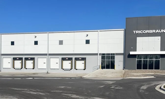 Sublease Availability - photo 2 - Riverside, MO