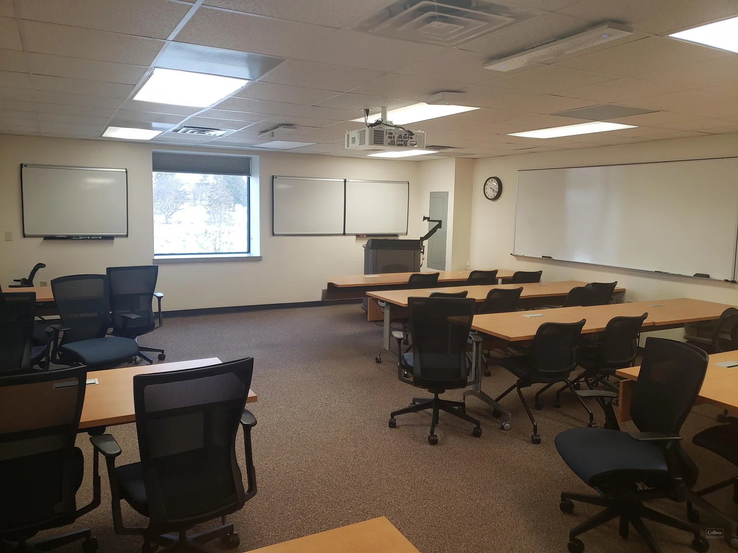 2200 Riverside Drive — Lease in Green Bay, WI, photo 5 of 8
