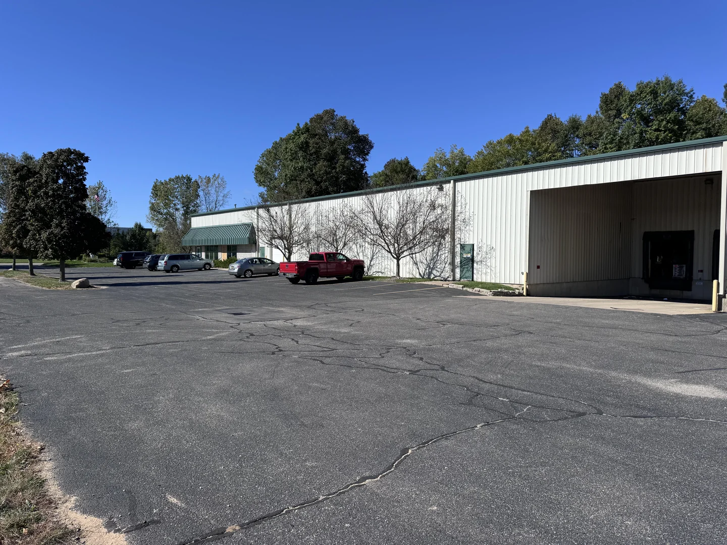 Holland Industrial Space for Sublease — Lease in Holland, MI, photo 2 of 8