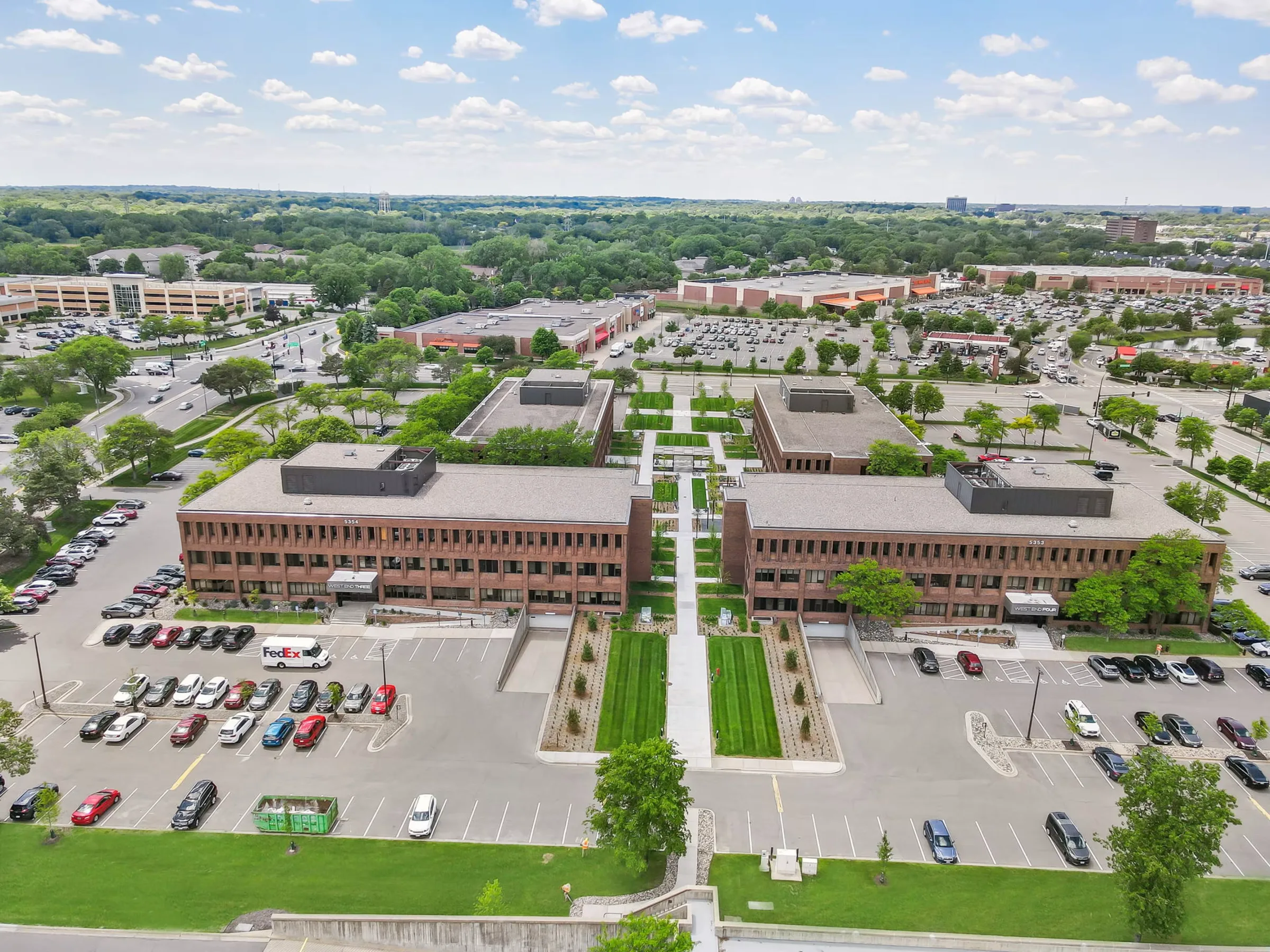 West End III — Lease in Saint Louis Park, MN, photo 1 of 2