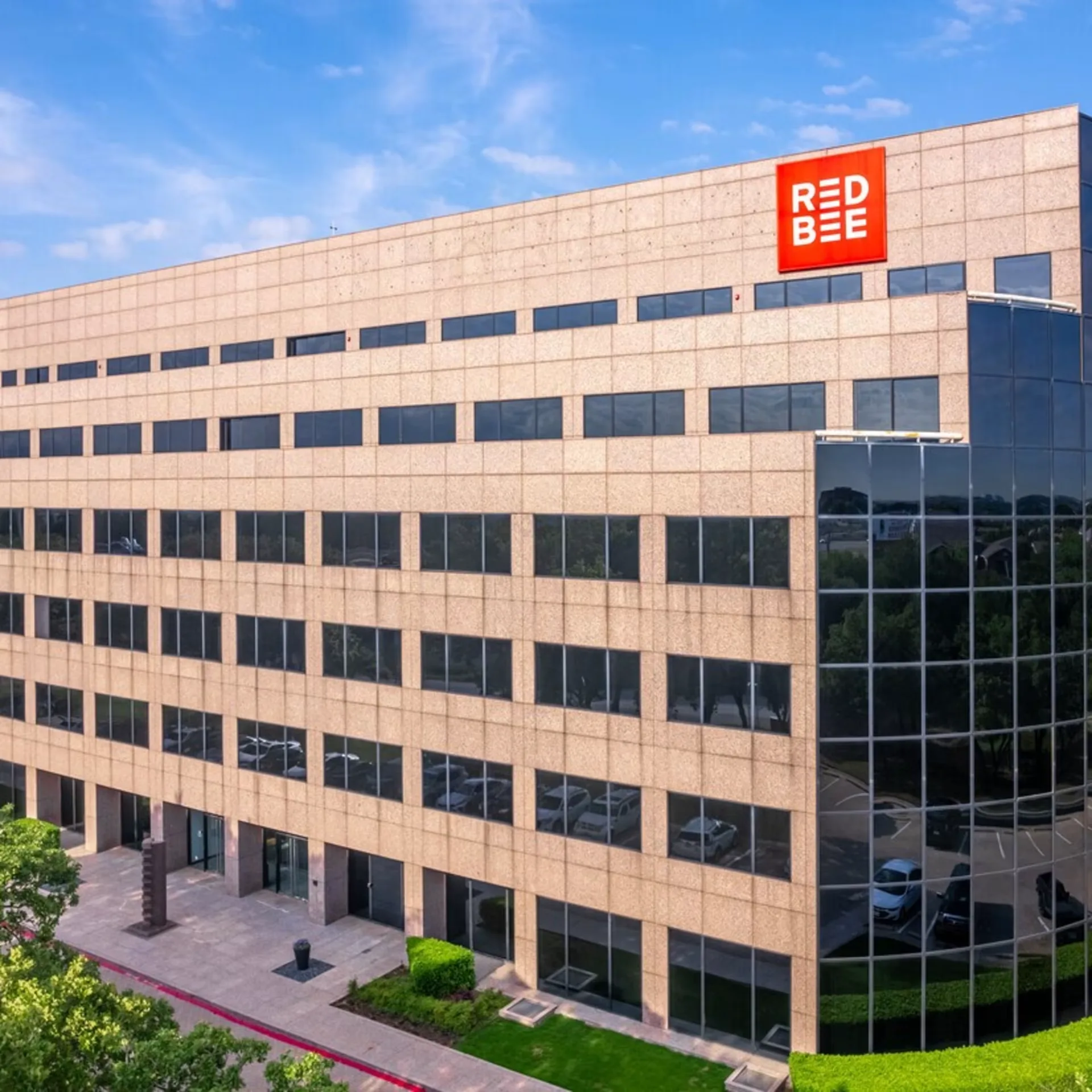 Tower 360 — Lease in Grand Prairie, TX, photo 1 of 1