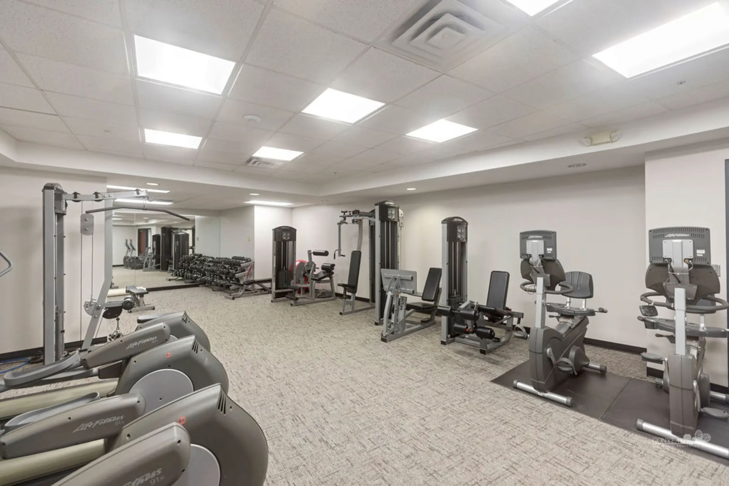 Pondview Plaza — Lease in Minnetonka, MN, photo 5 of 5