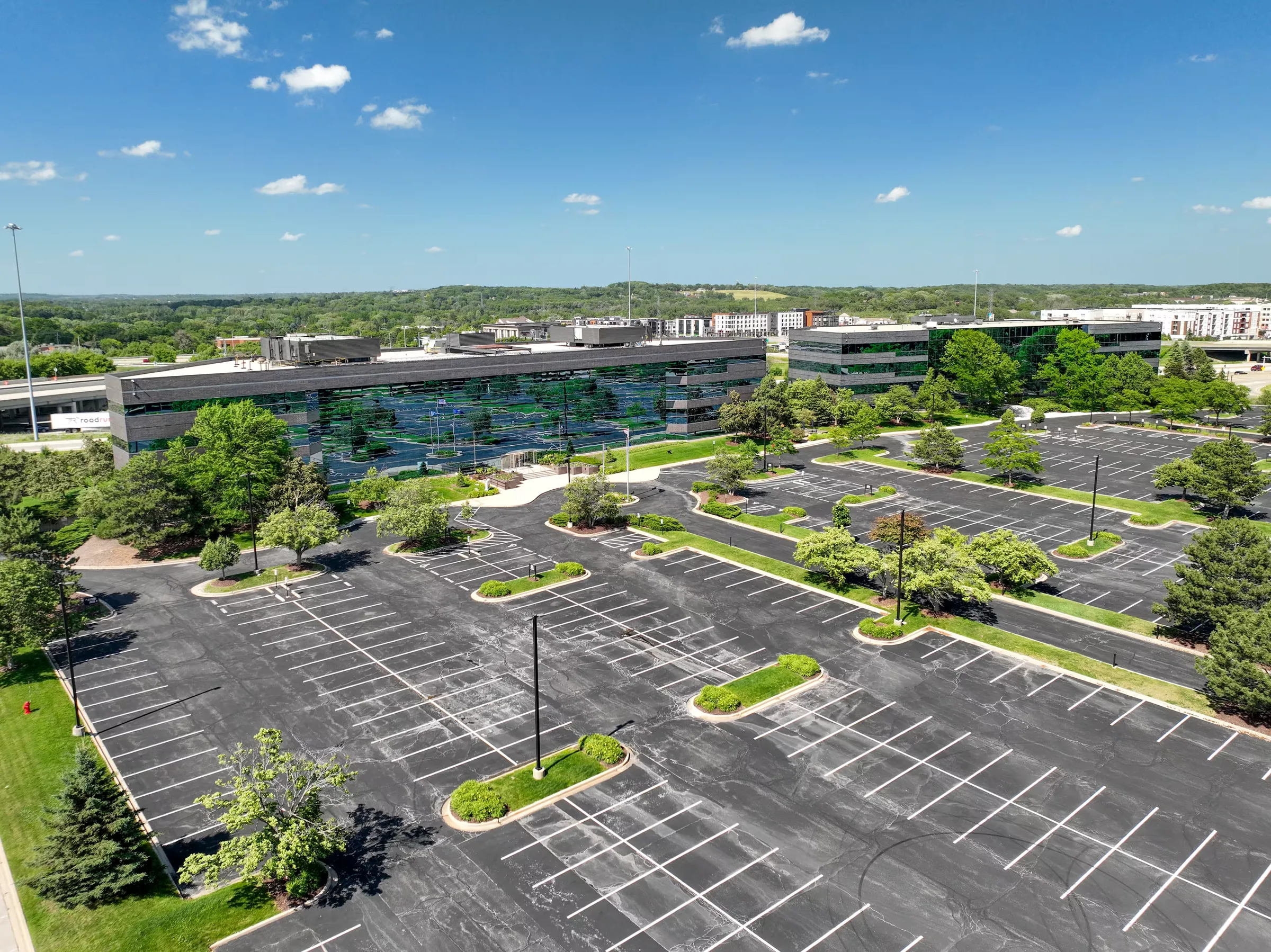 Crossroads Corporate Center II — Lease in Waukesha, WI, photo 1 of 5