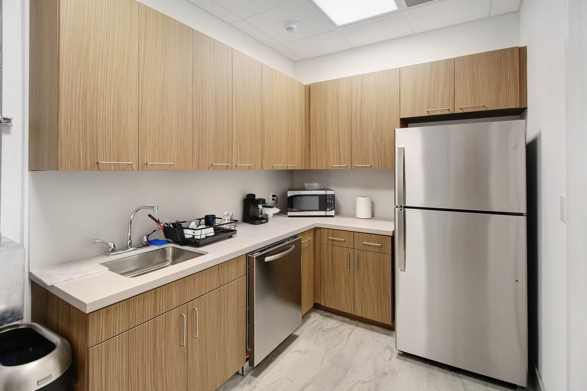One Park Square — Lease in Doral, FL, photo 7 of 8