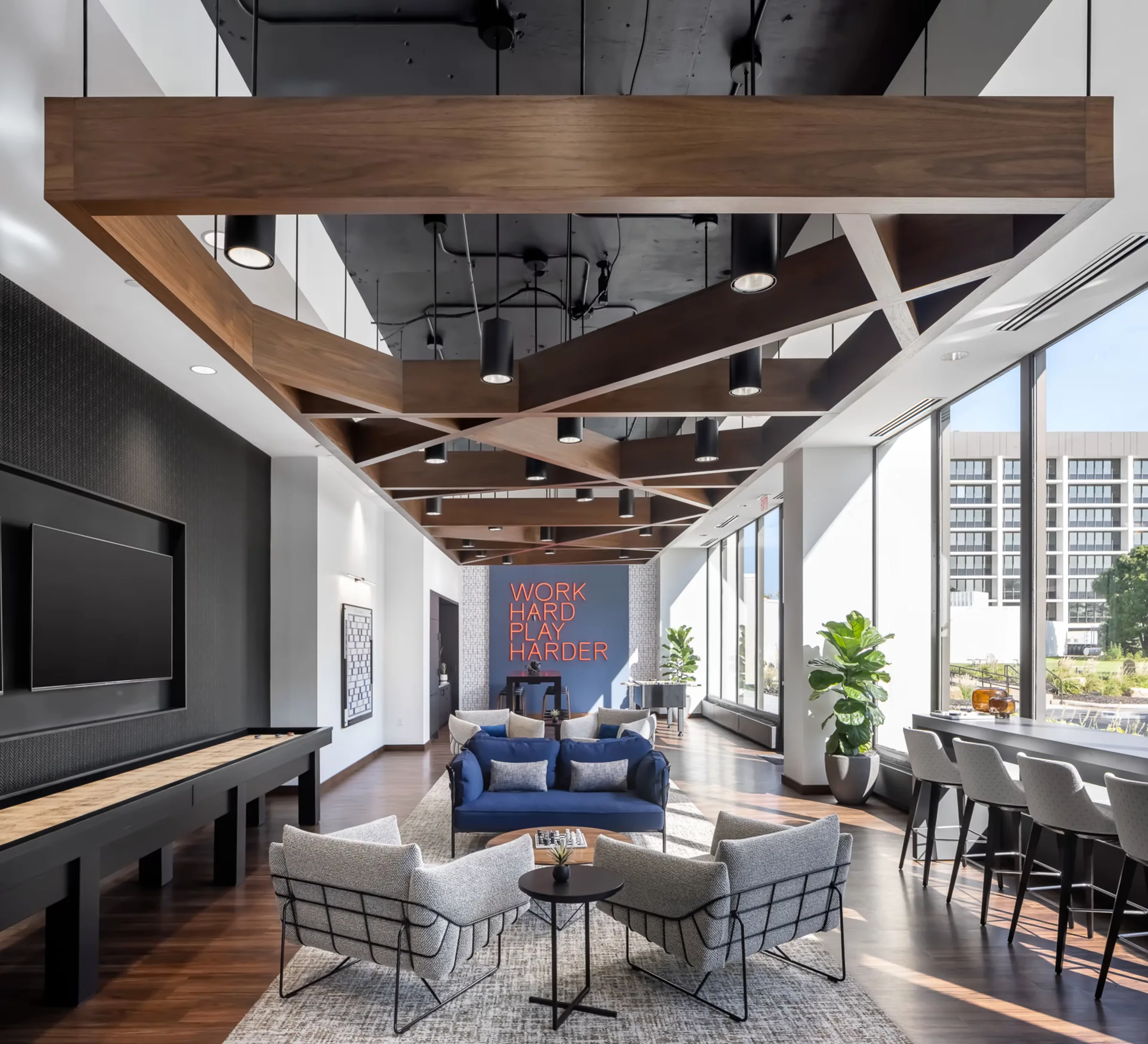 600 Metropoint — Lease in Saint Louis Park, MN, photo 3 of 4