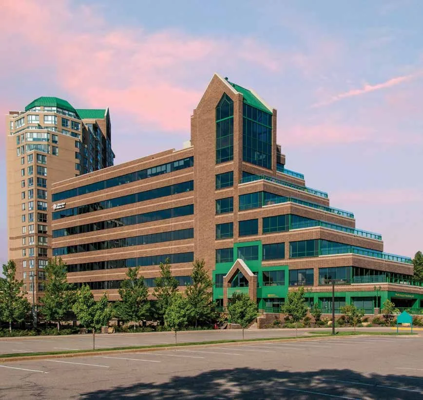 Edinborough Corporate Center — Lease in Edina, MN, photo 1 of 1