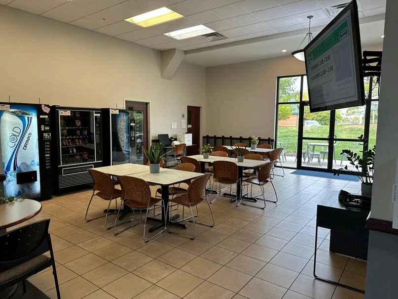 Building 2 — Lease in West Chester, OH, photo 5 of 6