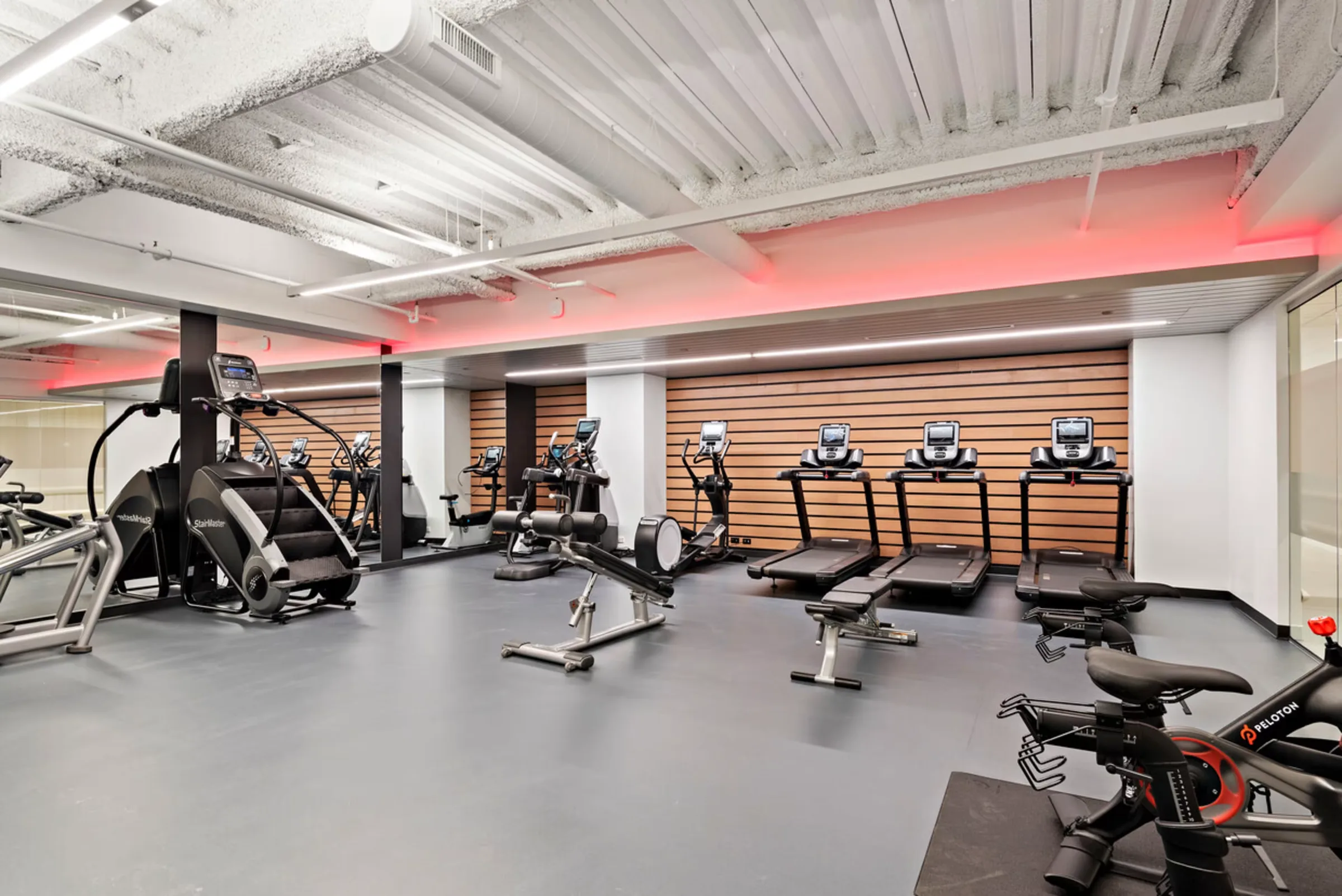 Crescent Ridge Corporate Center I — Lease in Minnetonka, MN, photo 5 of 8