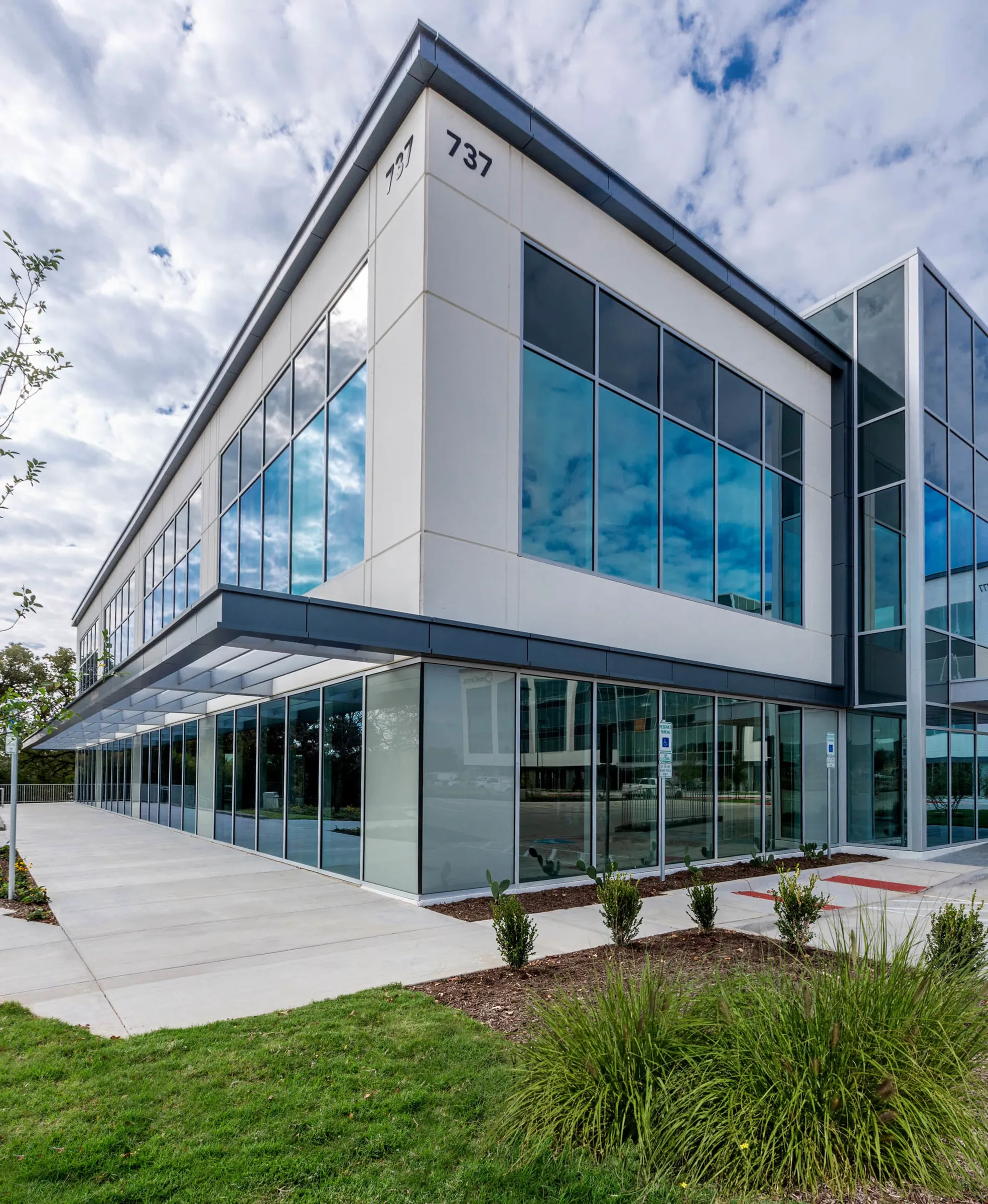 Lakeside Corporate Office Center Building 2 — Lease in Flower Mound, TX, photo 3 of 6