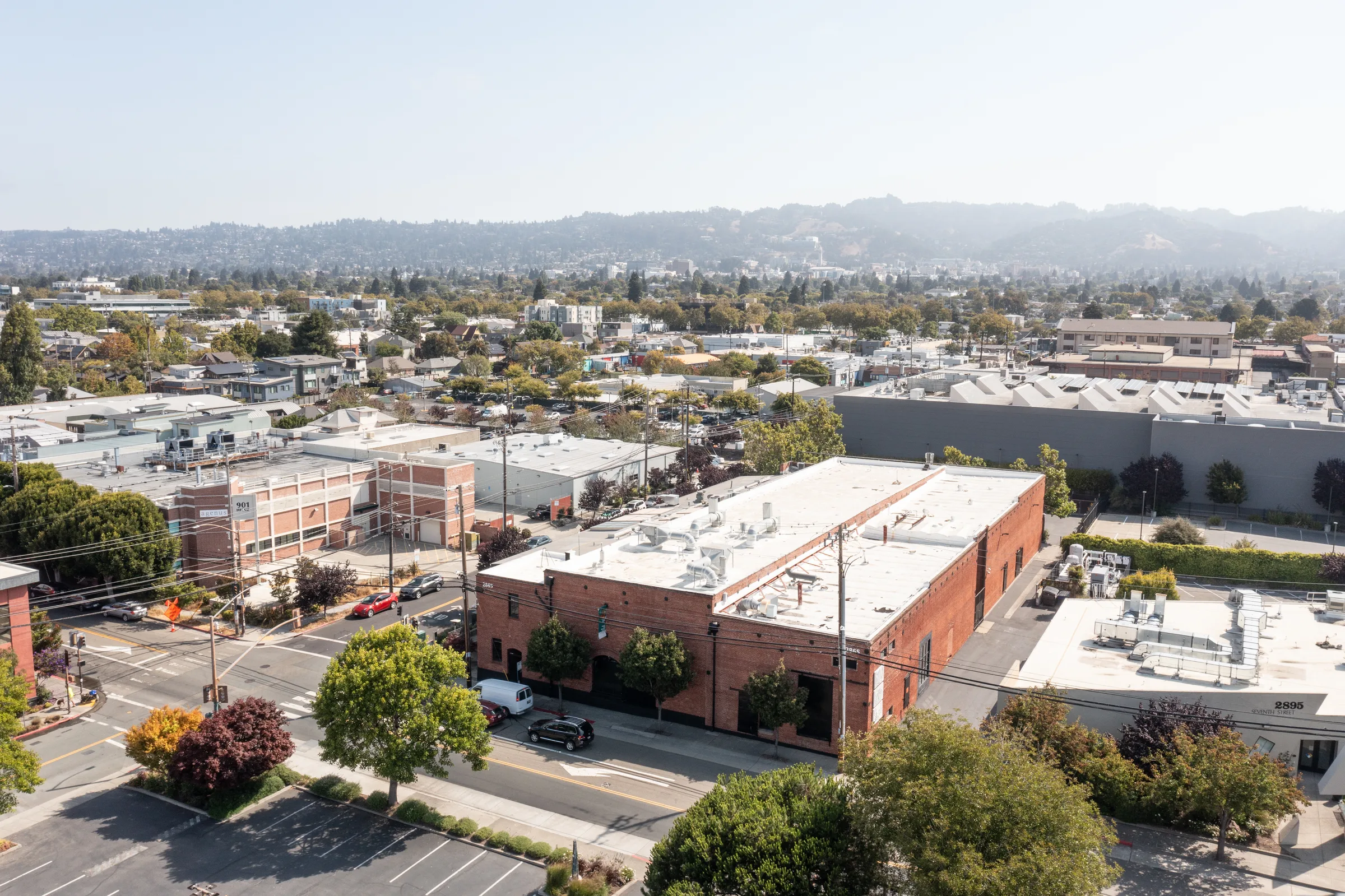 5650 Hollis, Emeryville — Lease in Emeryville, CA, photo 1 of 1