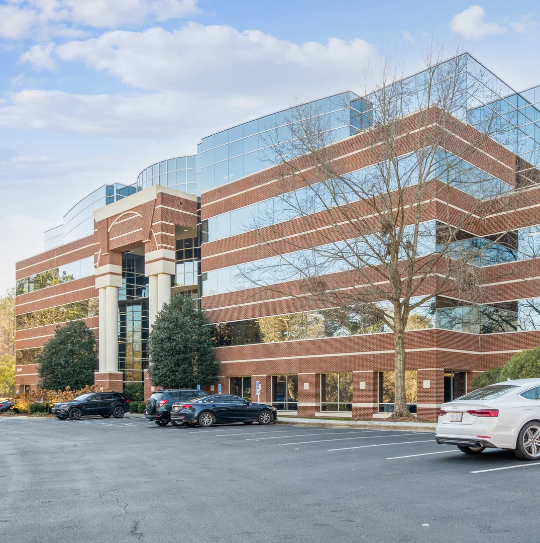 Quadrangle V — Lease in Chapel Hill, NC, photo 1 of 6
