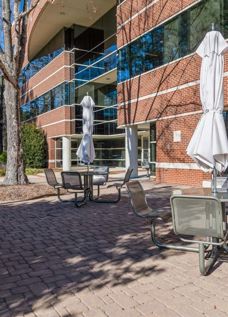 Quadrangle V — Lease in Chapel Hill, NC, photo 4 of 6