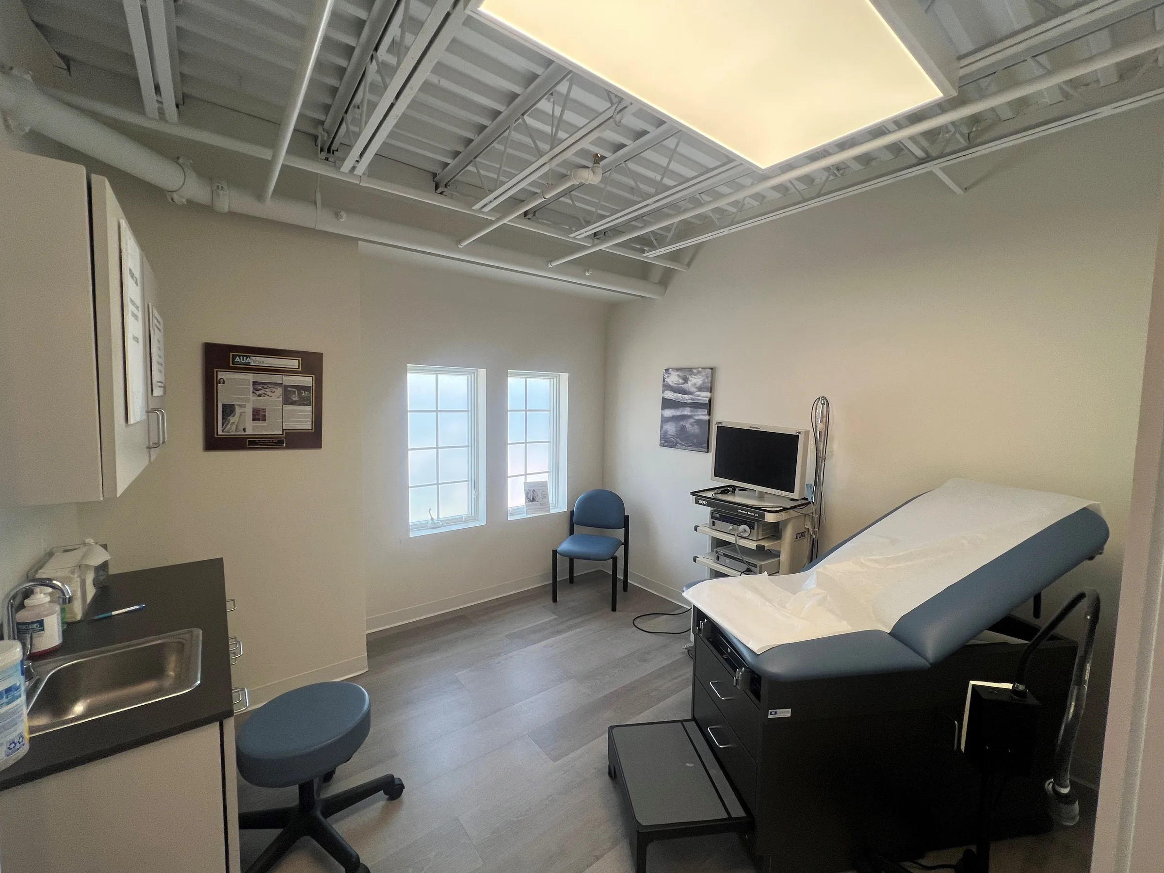 20 Riverleigh Avenue — Lease in Riverhead, NY, photo 2 of 6