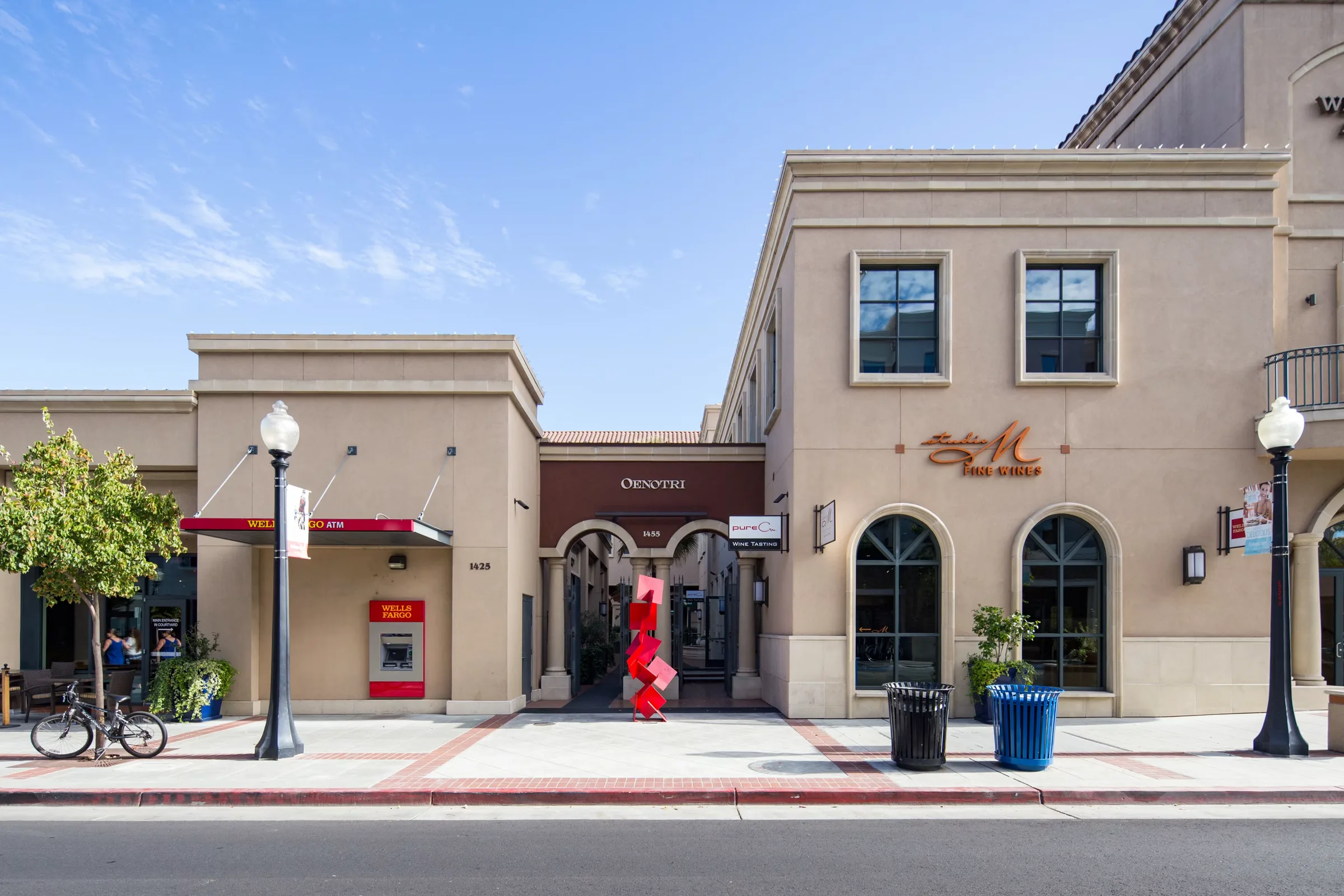 Napa Square — Lease in Napa, CA, photo 2 of 8