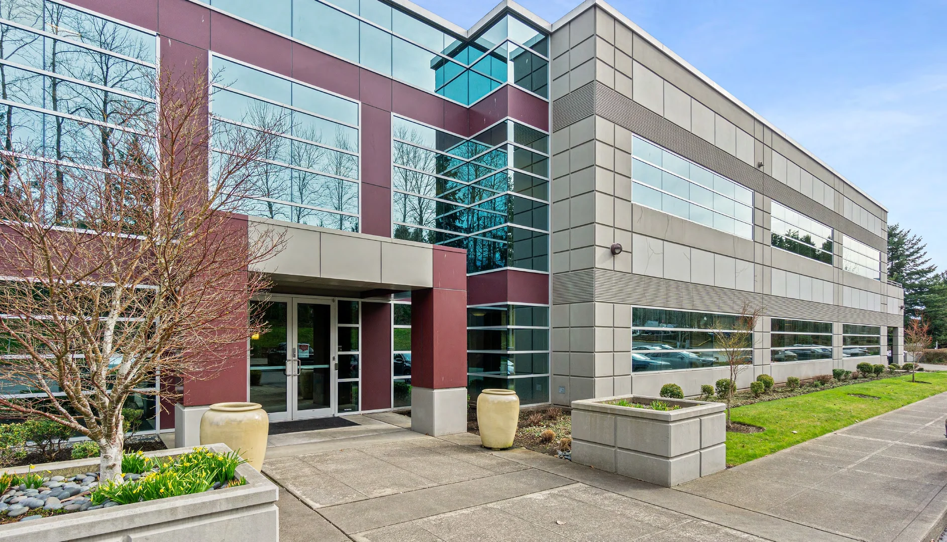 Quadrant Willows Bldg A — Lease in Redmond, WA, photo 1 of 5