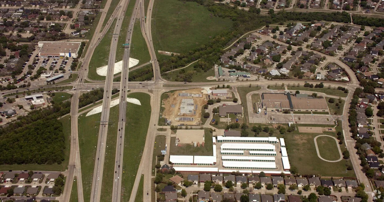 Baylor Scott & White EMC - Grand Prairie — Lease in Grand Prairie, TX, photo 2 of 3