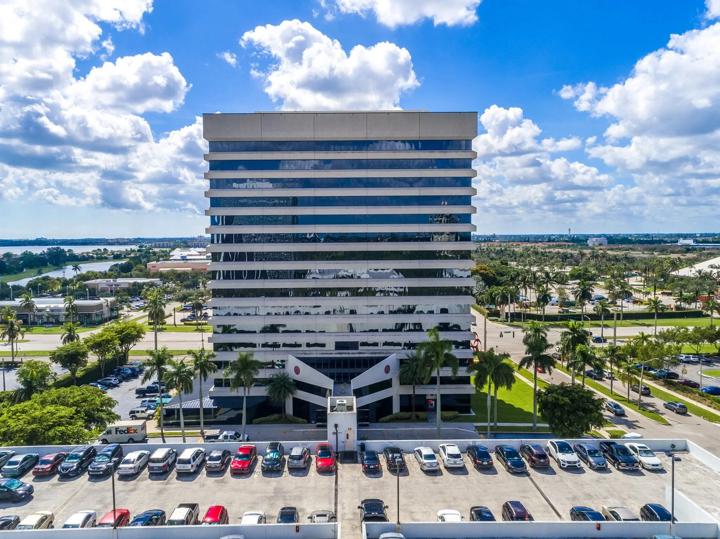Tower 1555 — Lease in West Palm Beach, FL, photo 2 of 4