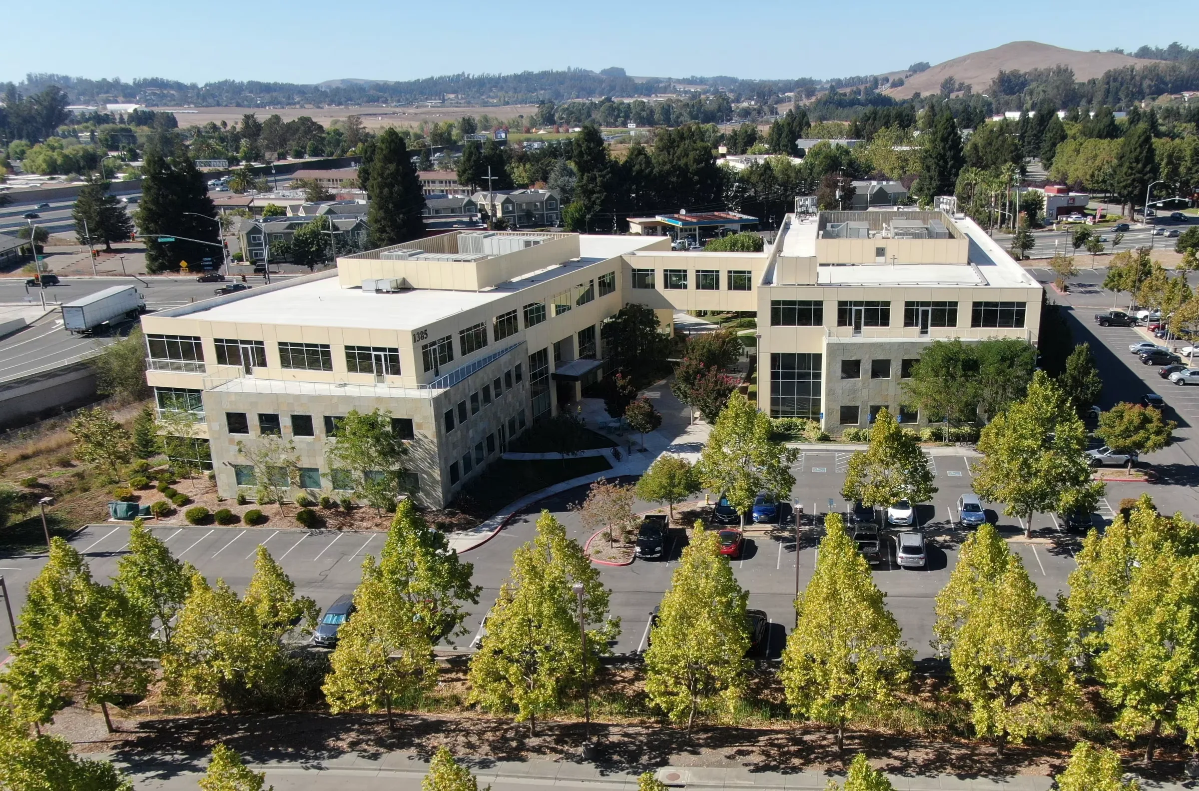 Redwood Medical Center — Lease in Petaluma, CA, photo 3 of 8