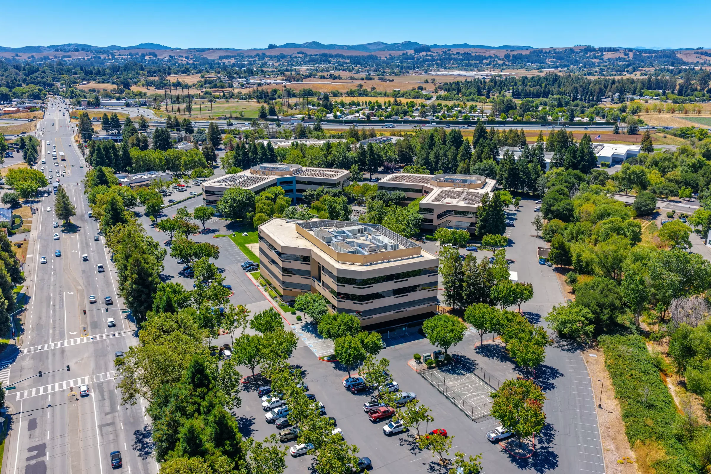 Sequoia Center — Lease in Petaluma, CA, photo 4 of 8