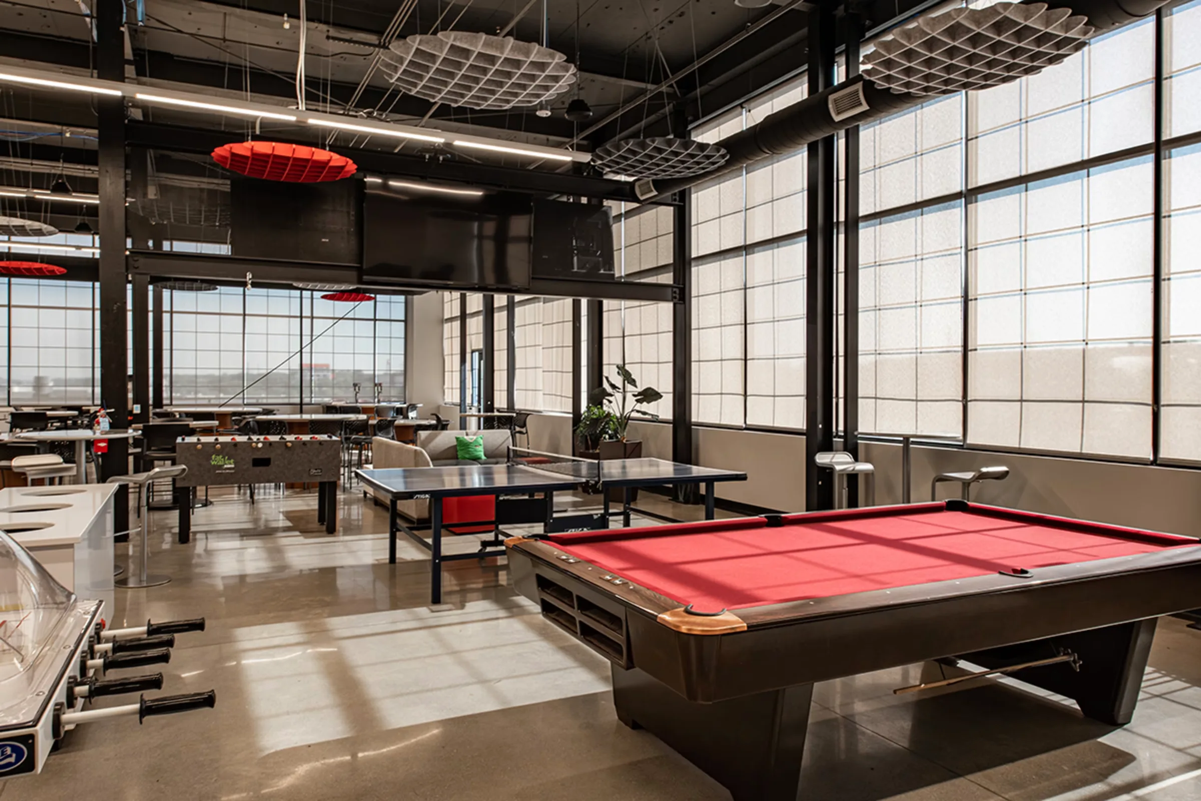 Ironworks — Lease in Beloit, WI, photo 4 of 4