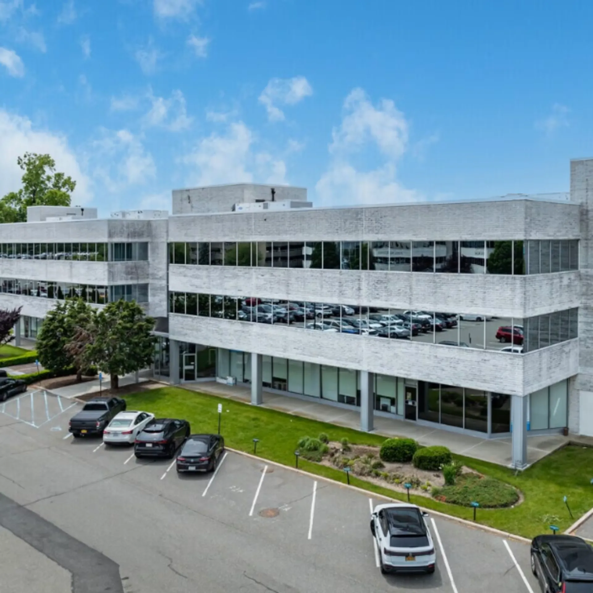 Franklin Avenue Plaza — Lease in Garden City, NY, photo 1 of 1