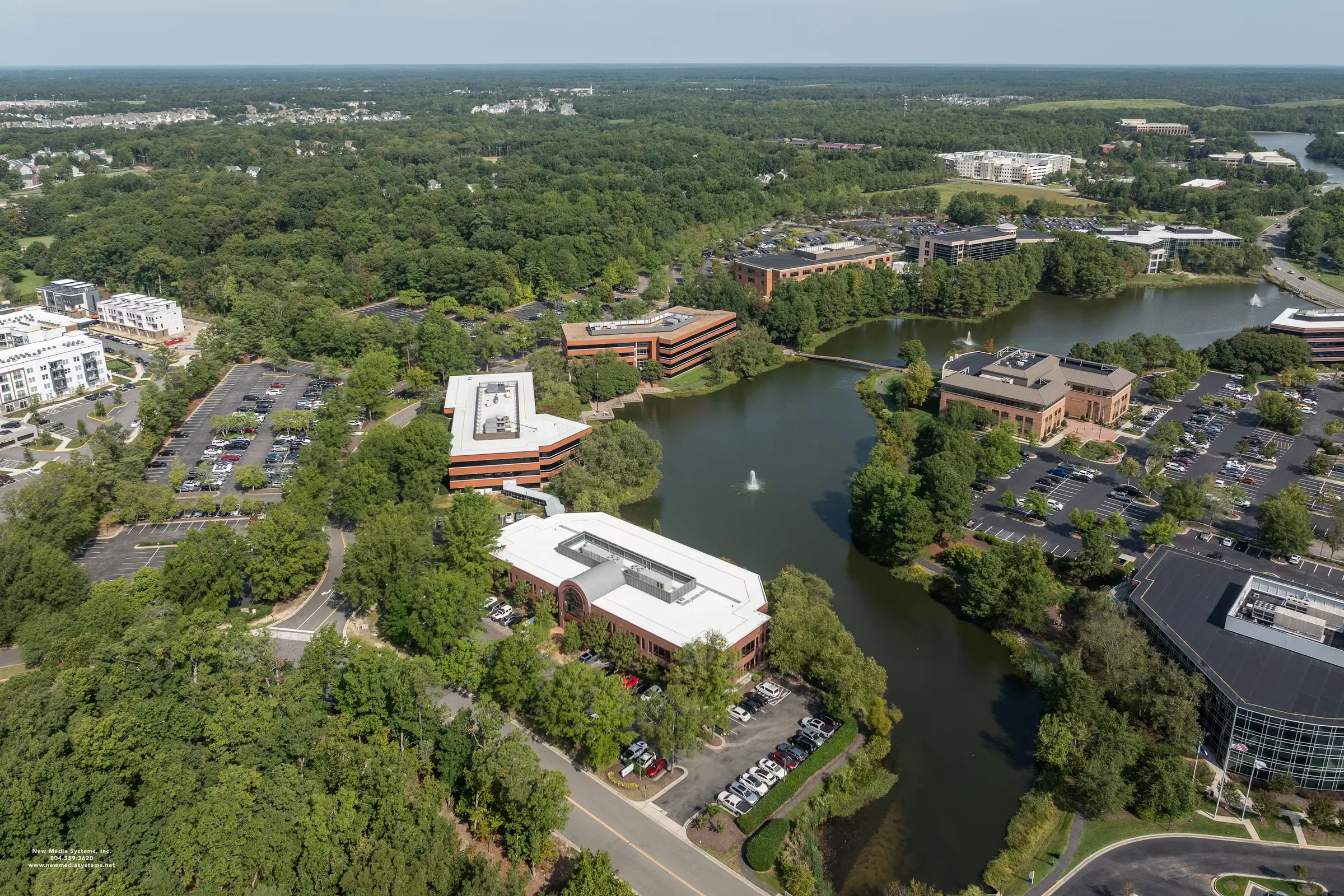 Waterfront Plaza — Lease in Glen Allen, VA, photo 2 of 6