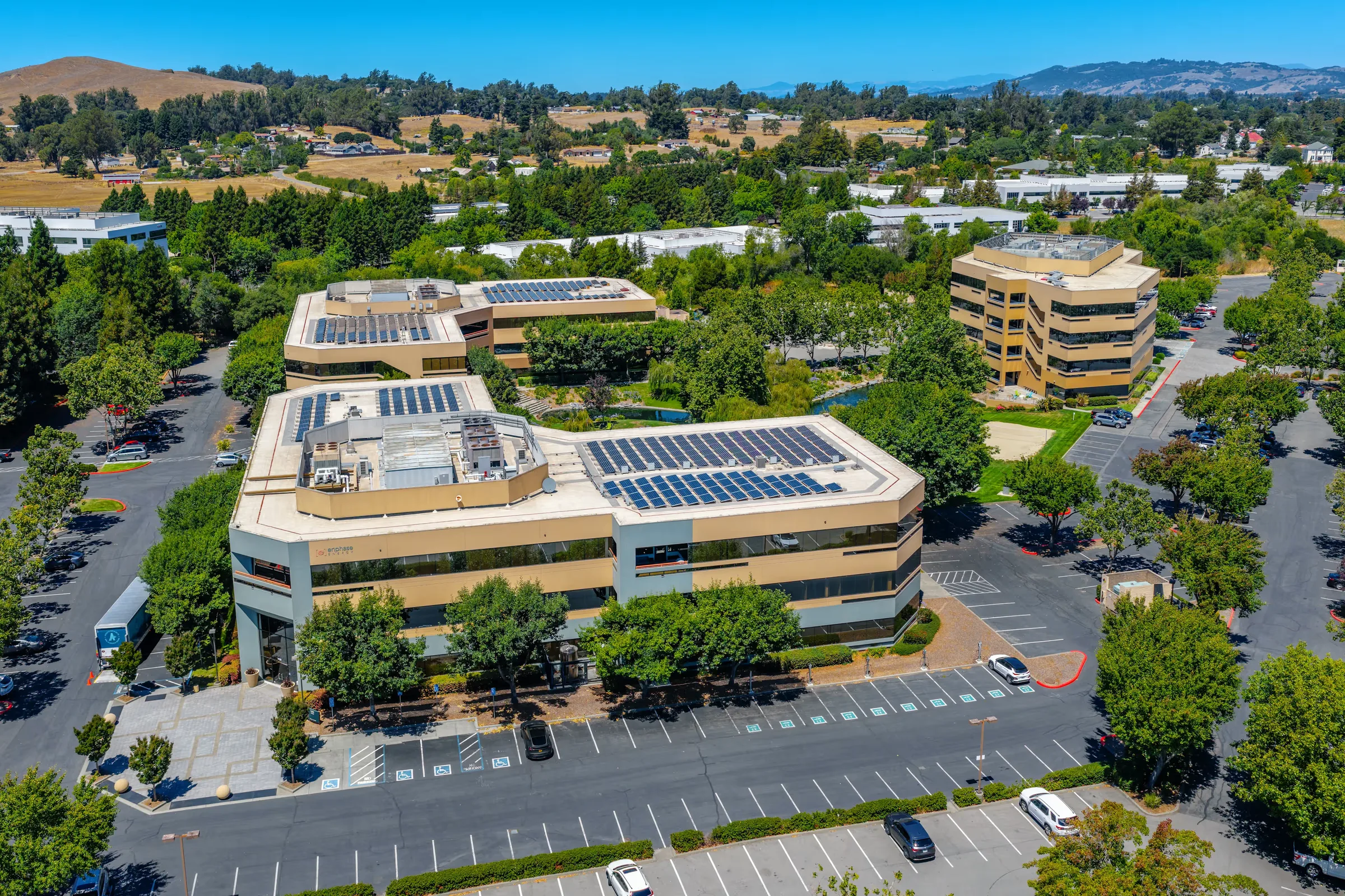 Sequoia Center — Lease in Petaluma, CA, photo 2 of 7