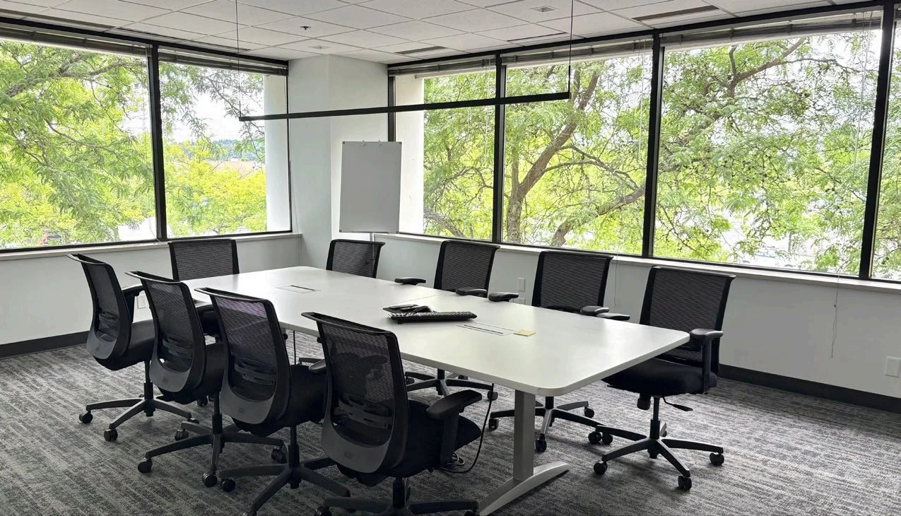 Triton Towers Two — Lease in Renton, WA, photo 3 of 4