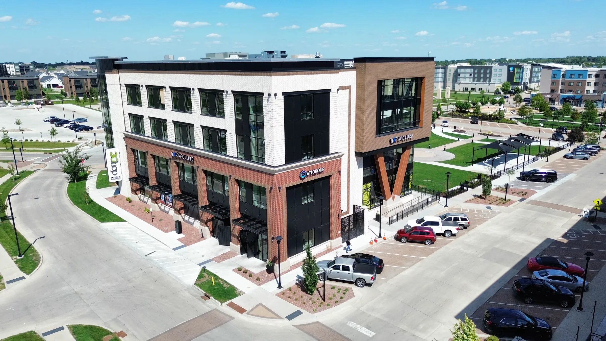 District VII — Lease in Ankeny, IA, photo 2 of 4
