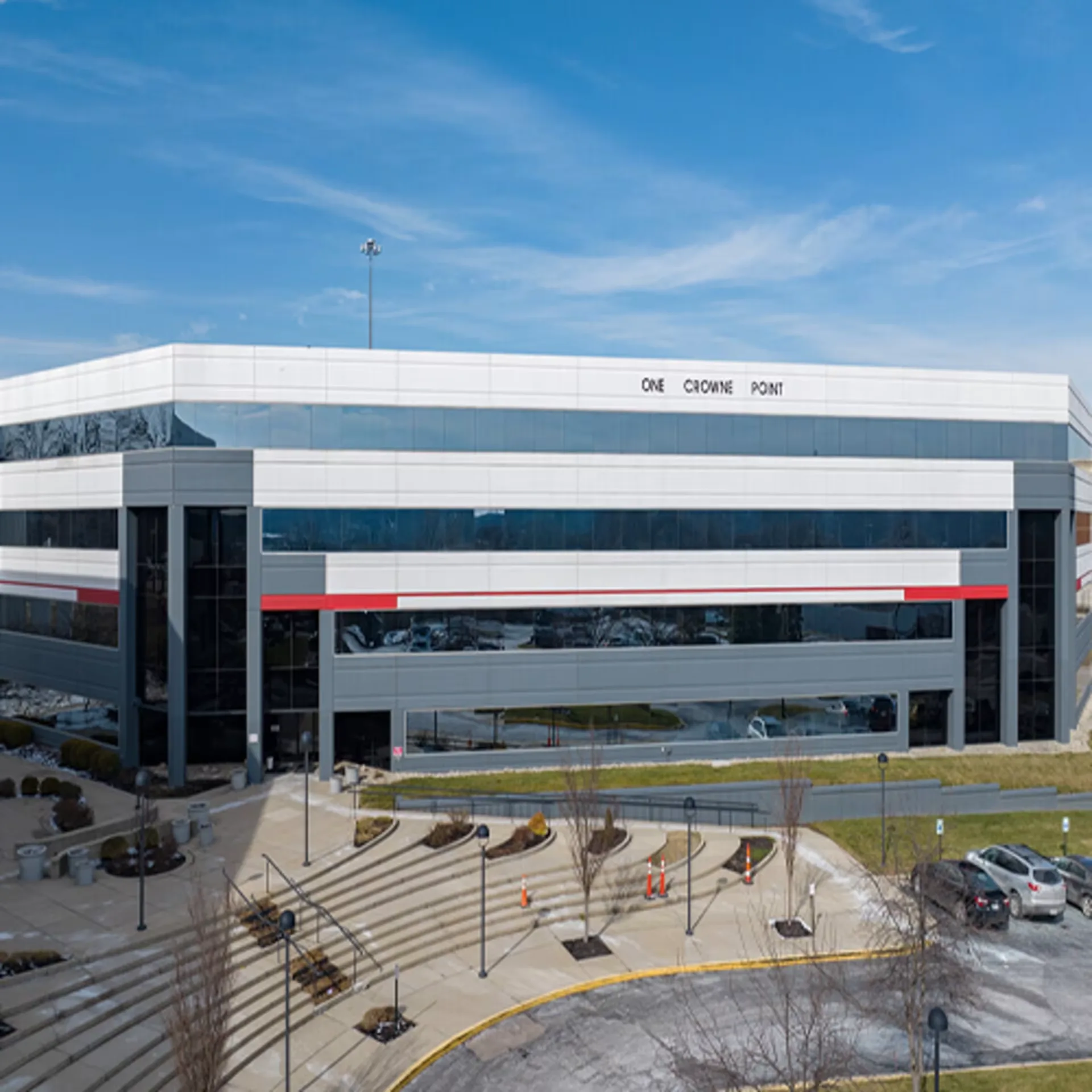 One Crowne Point - office in 1 Crowne Point Ct Cincinnati, OH