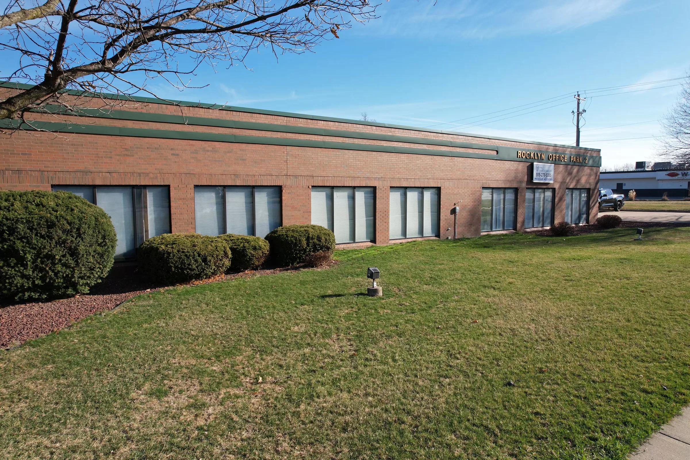 6901 Hickman Rd — Lease in Urbandale, IA, photo 4 of 4