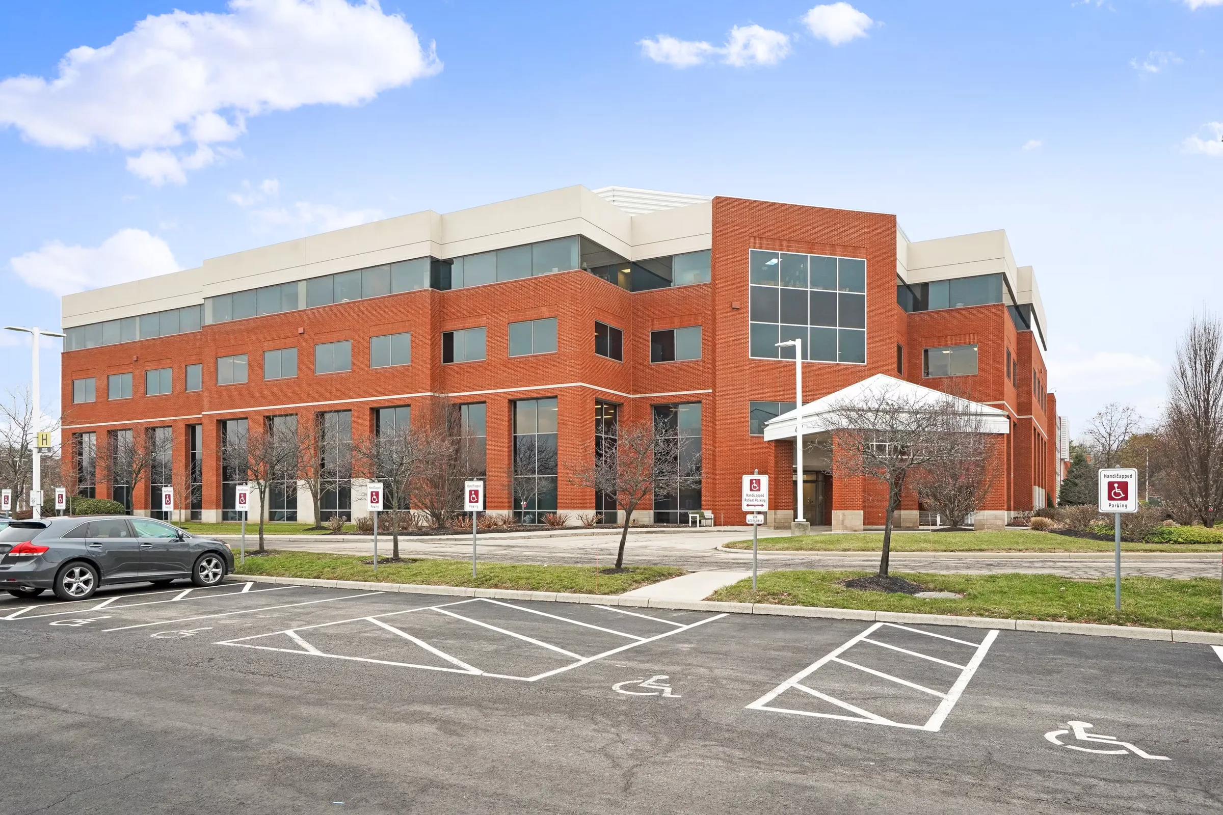St Ann's Hospital — Lease in Westerville, OH, photo 2 of 4
