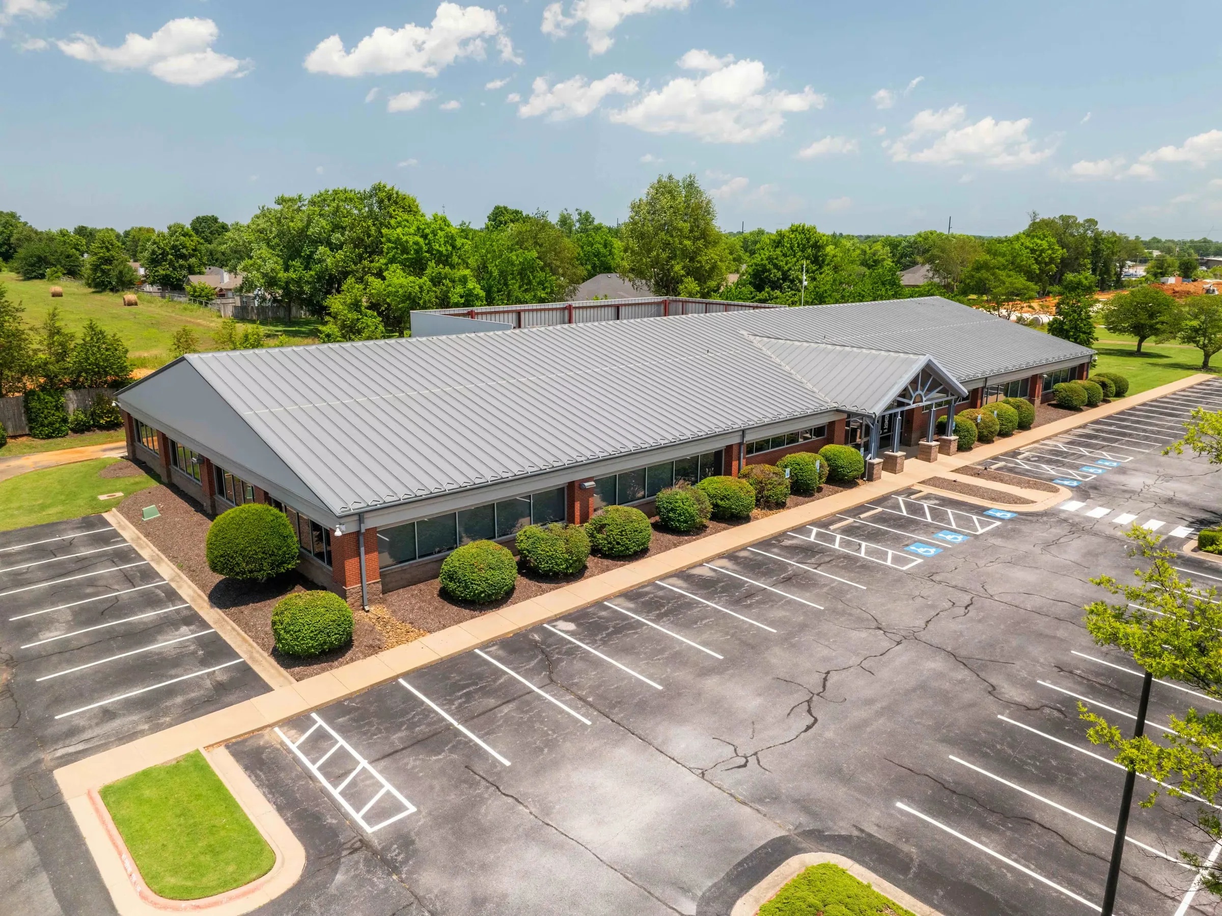 JB Hunt Corporate Dr. - Office Park — Lease in Lowell, AR, photo 2 of 7