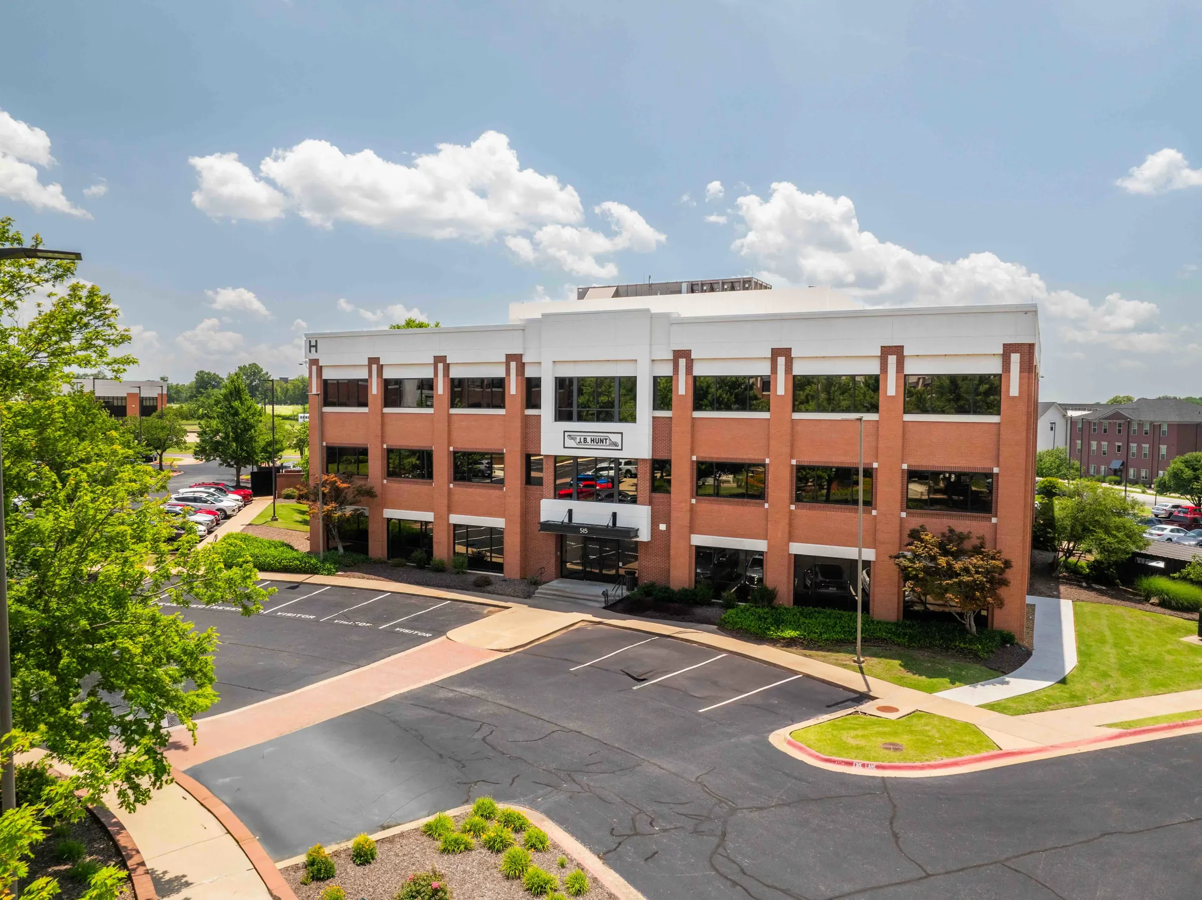 J B Hunt Portfolio - Building 3 — Lease in Lowell, AR, photo 1 of 6