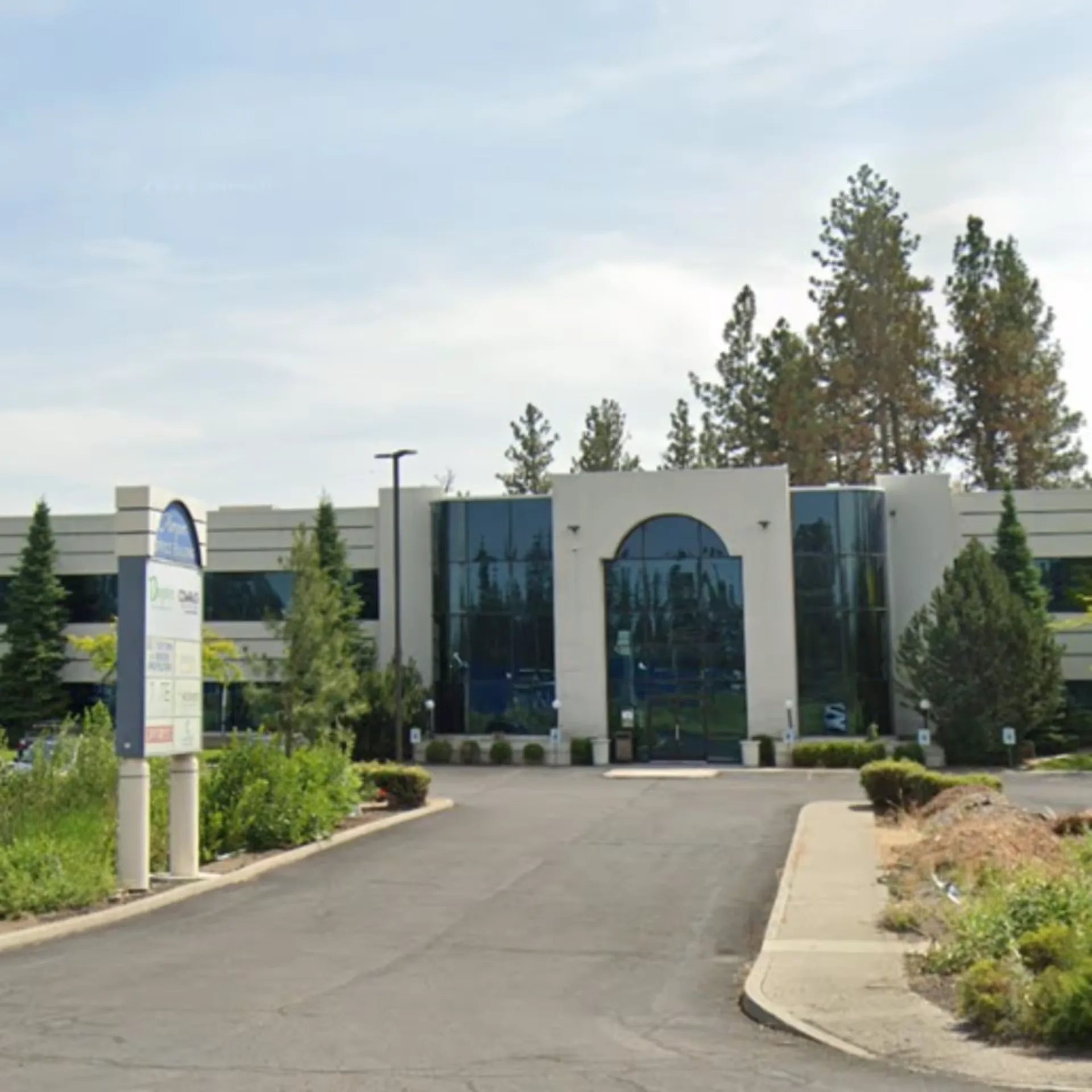 Airport Office Bldg — Lease in Spokane, WA, photo 1 of 1