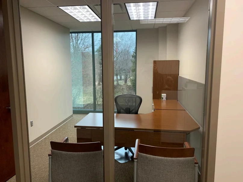4300 W 133rd St — Lease in Leawood, KS, photo 3 of 6