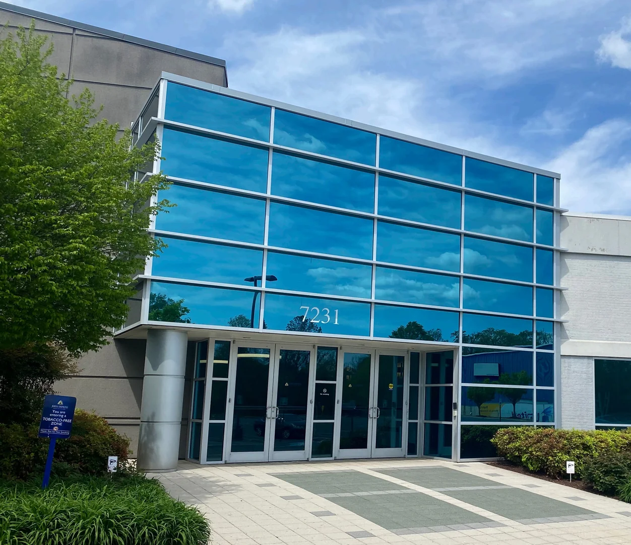 Parkway Corporate Center — Lease in Hanover, MD, photo 1 of 6