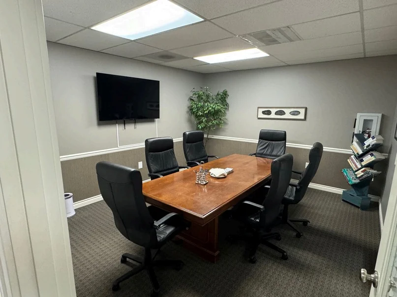 Century 321 Bldg — Lease in Renton, WA, photo 2 of 5