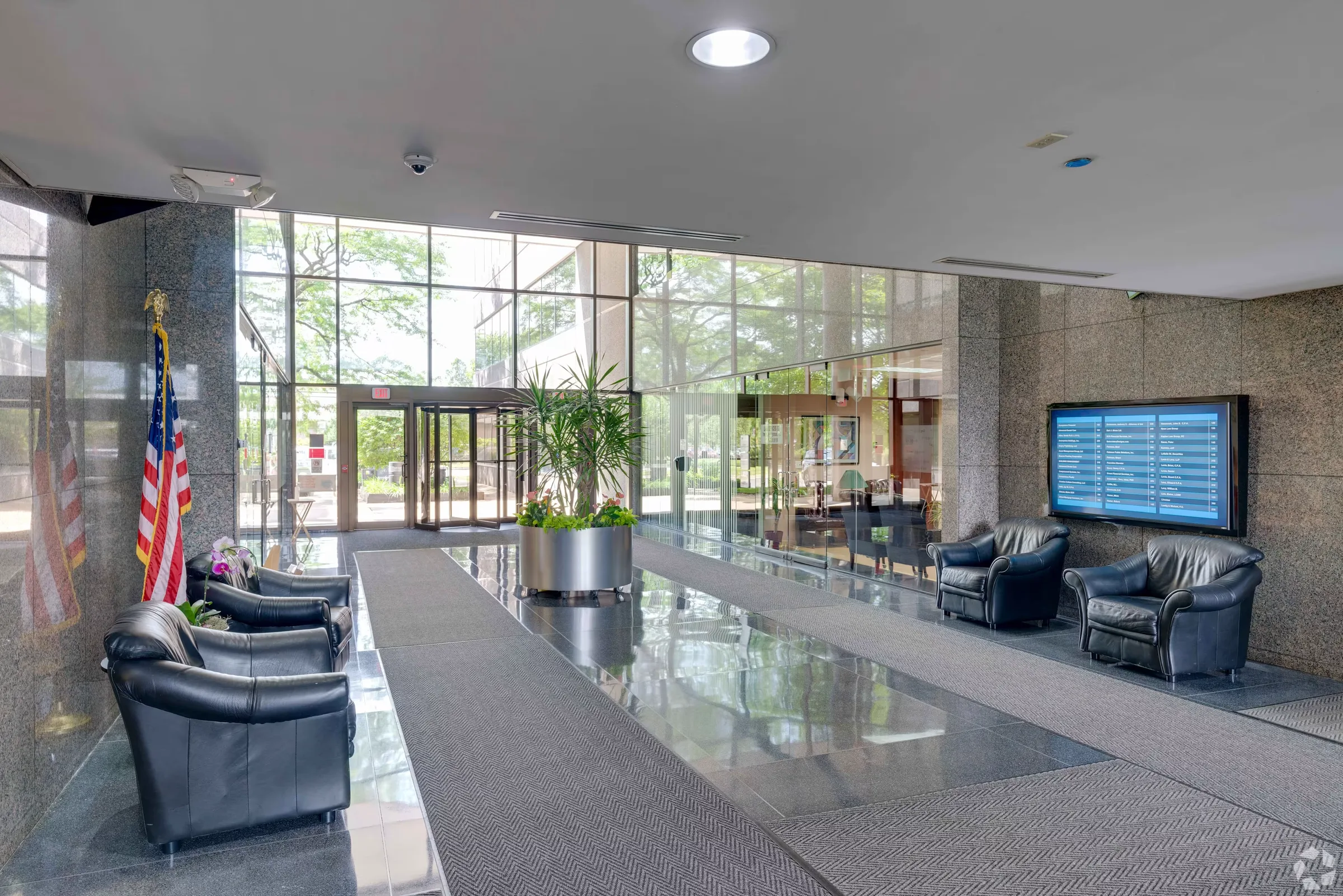 3400 Dundee — Lease in Northbrook, IL, photo 3 of 5