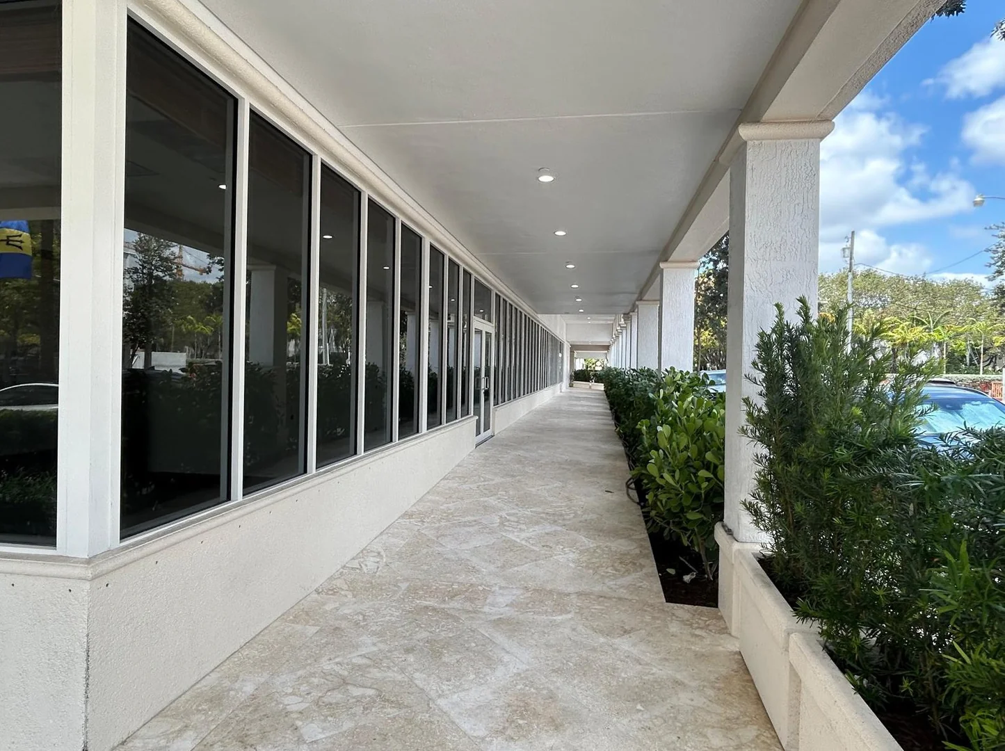 2000 Ponce Business Center — Lease in Coral Gables, FL, photo 5 of 6