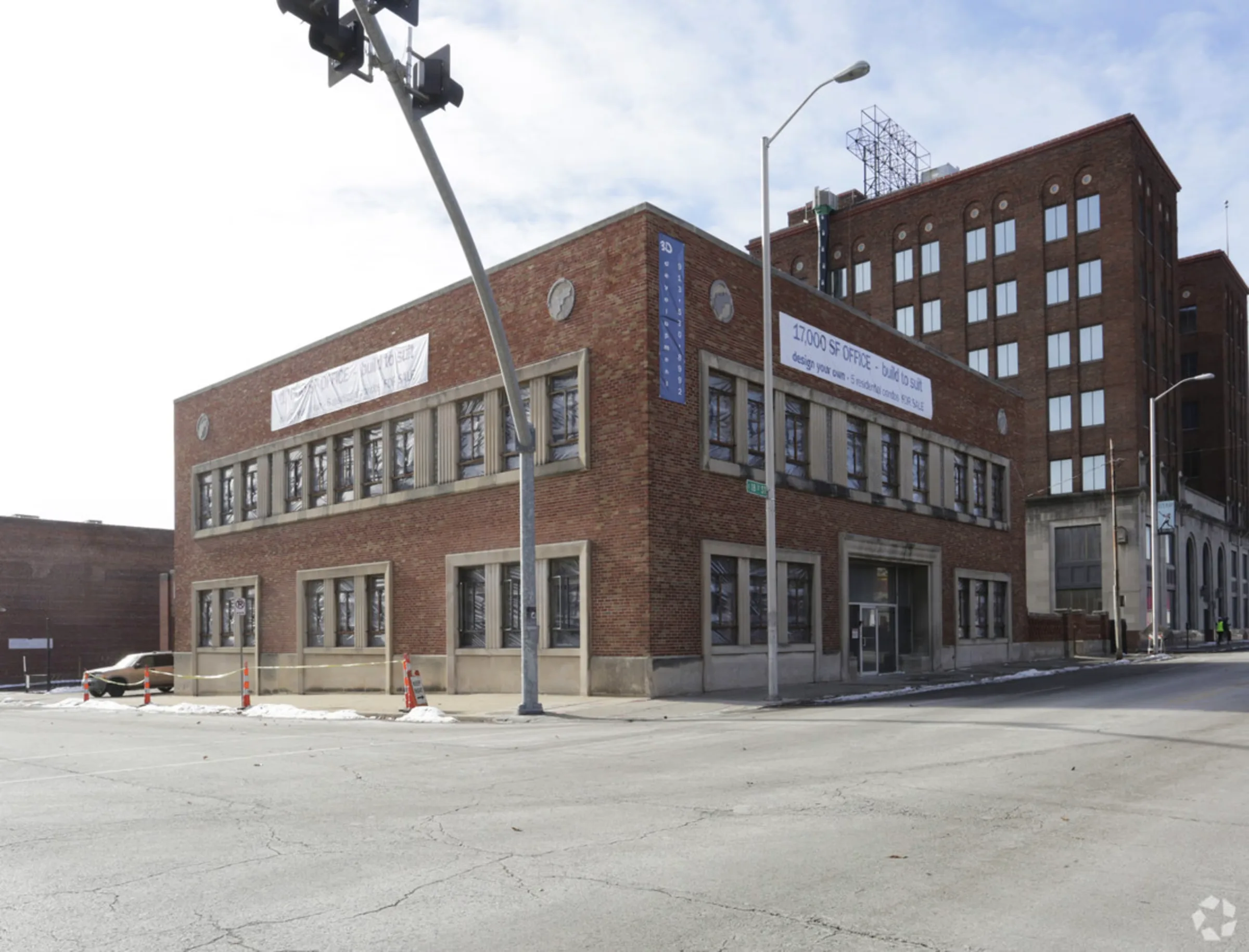 Topsy Building
