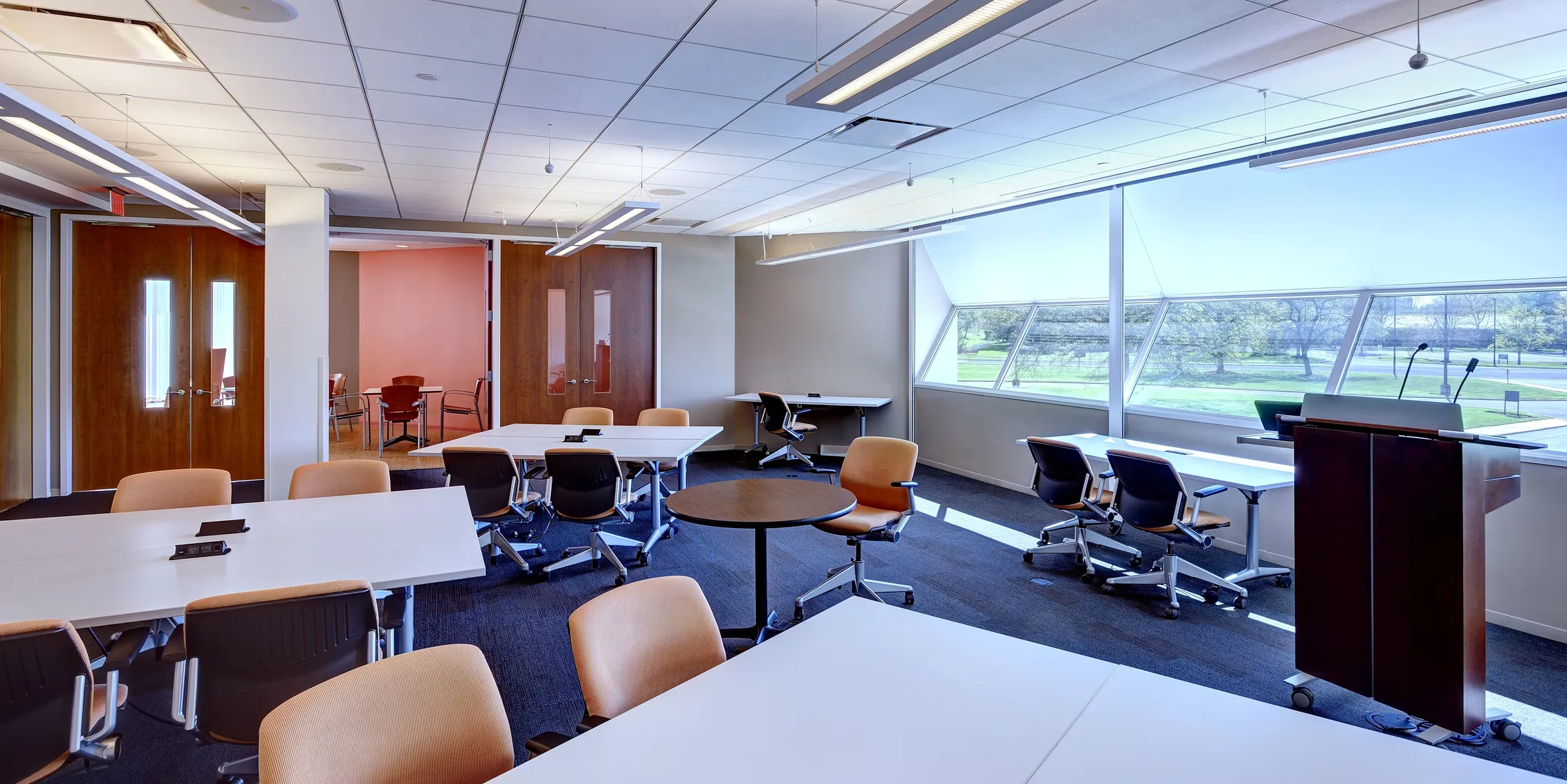 Princeton Forrestal Center — Lease in Princeton, NJ, photo 2 of 8