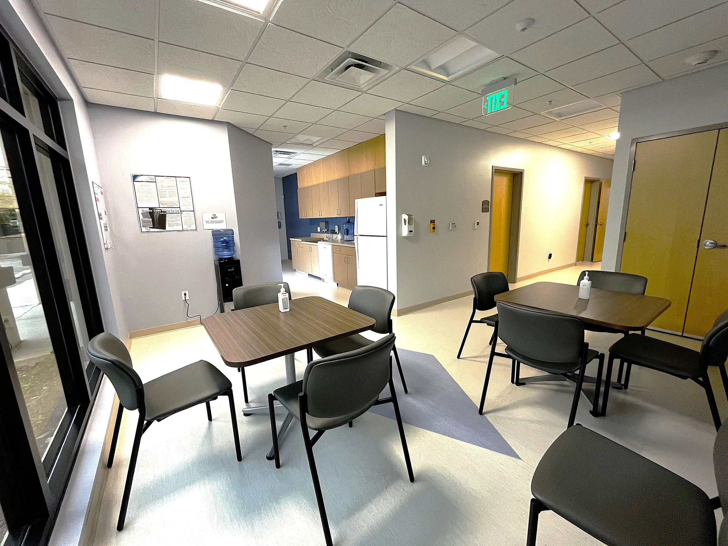 Ambulatory Surgical Center — Lease in Naples, FL, photo 2 of 8
