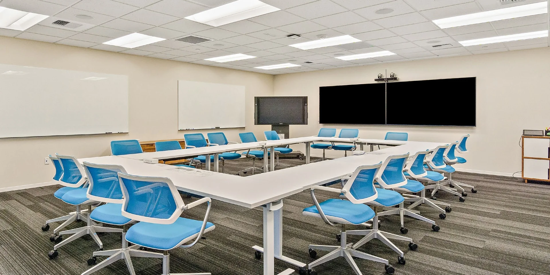 Opportunity Building — Lease in Redmond, WA, photo 3 of 6