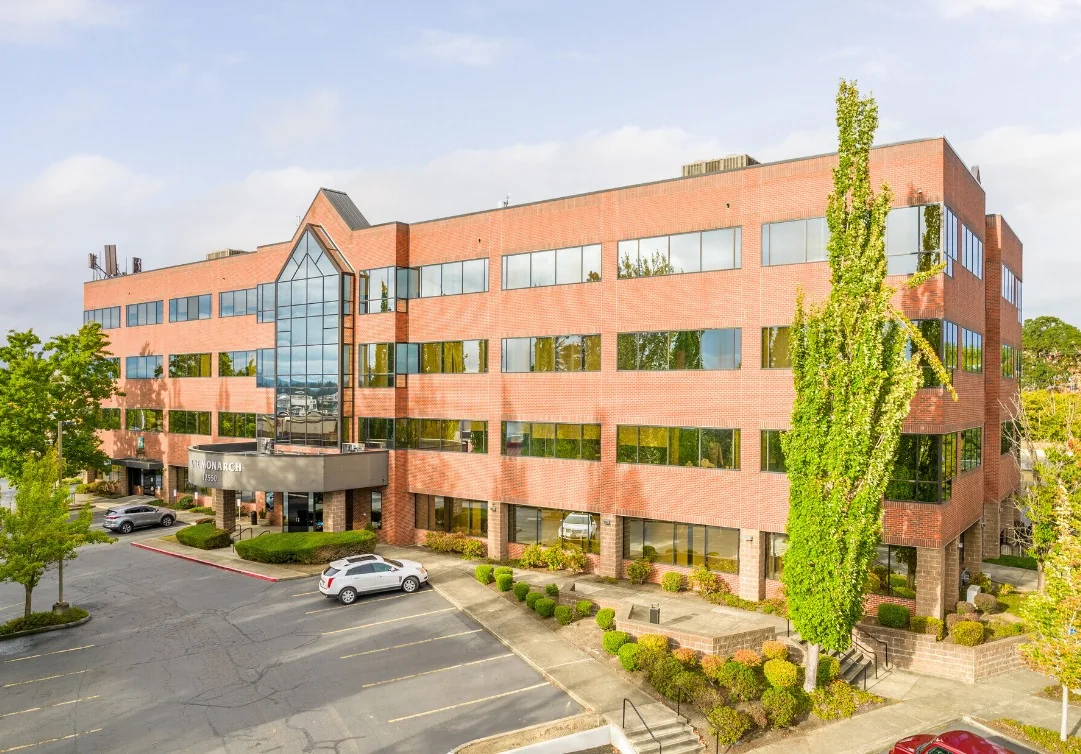 One Monarch Center — Lease in Clackamas, OR, photo 1 of 1