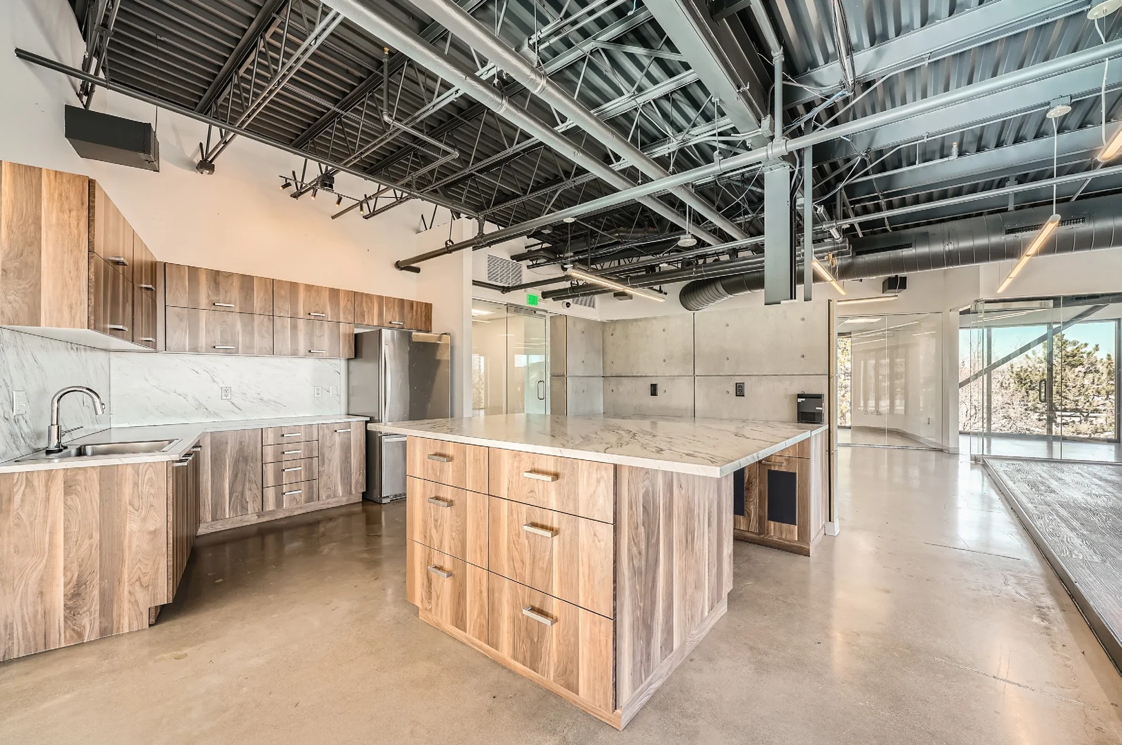 Office for Lease in Greenwood Village, CO, photo 6 of 6