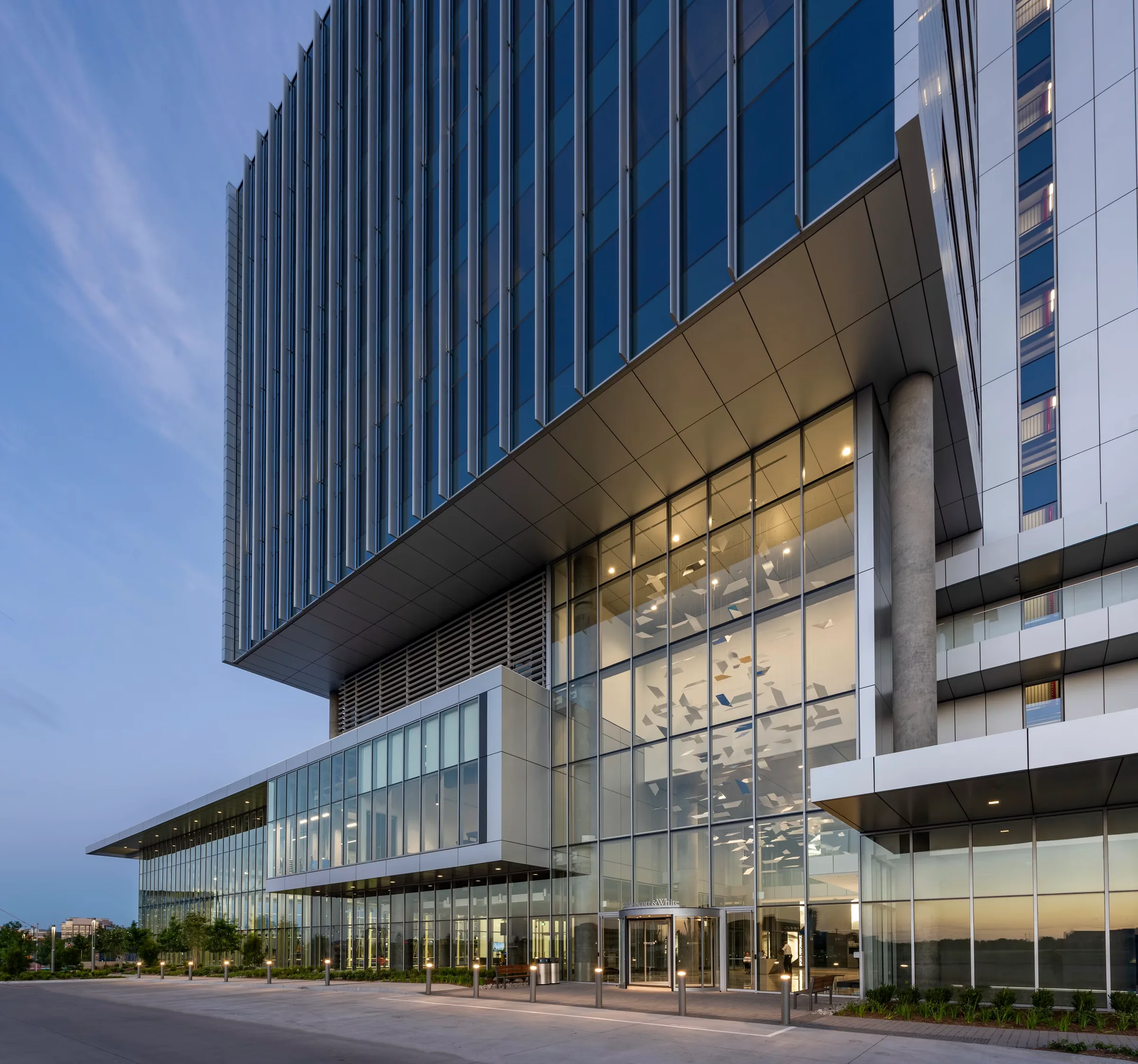 Baylor Scott & White Sports Therapy — Lease in Frisco, TX, photo 2 of 8