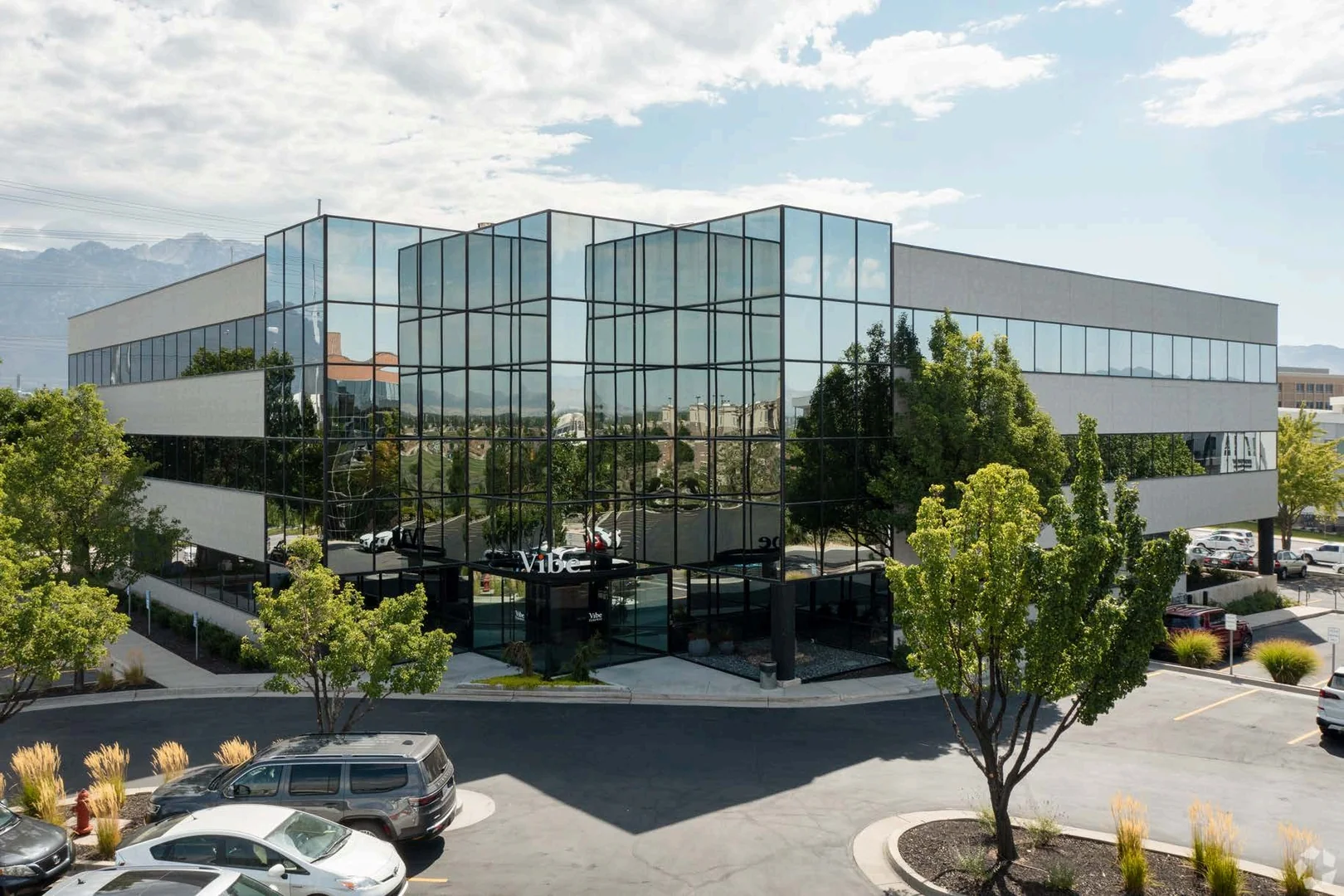 Parkway Tower — Lease in South Jordan, UT, photo 1 of 4